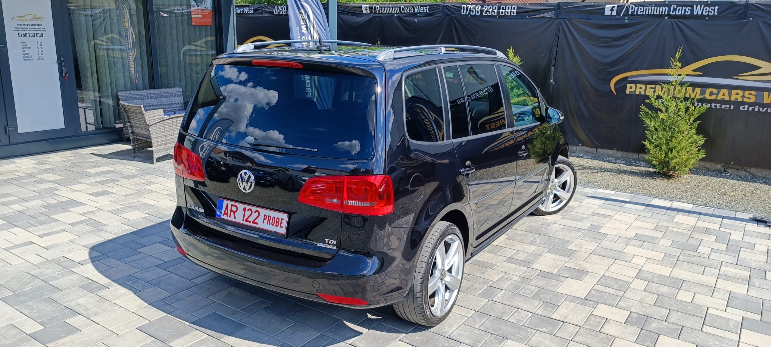 VW TOURAN 7 LOCURI