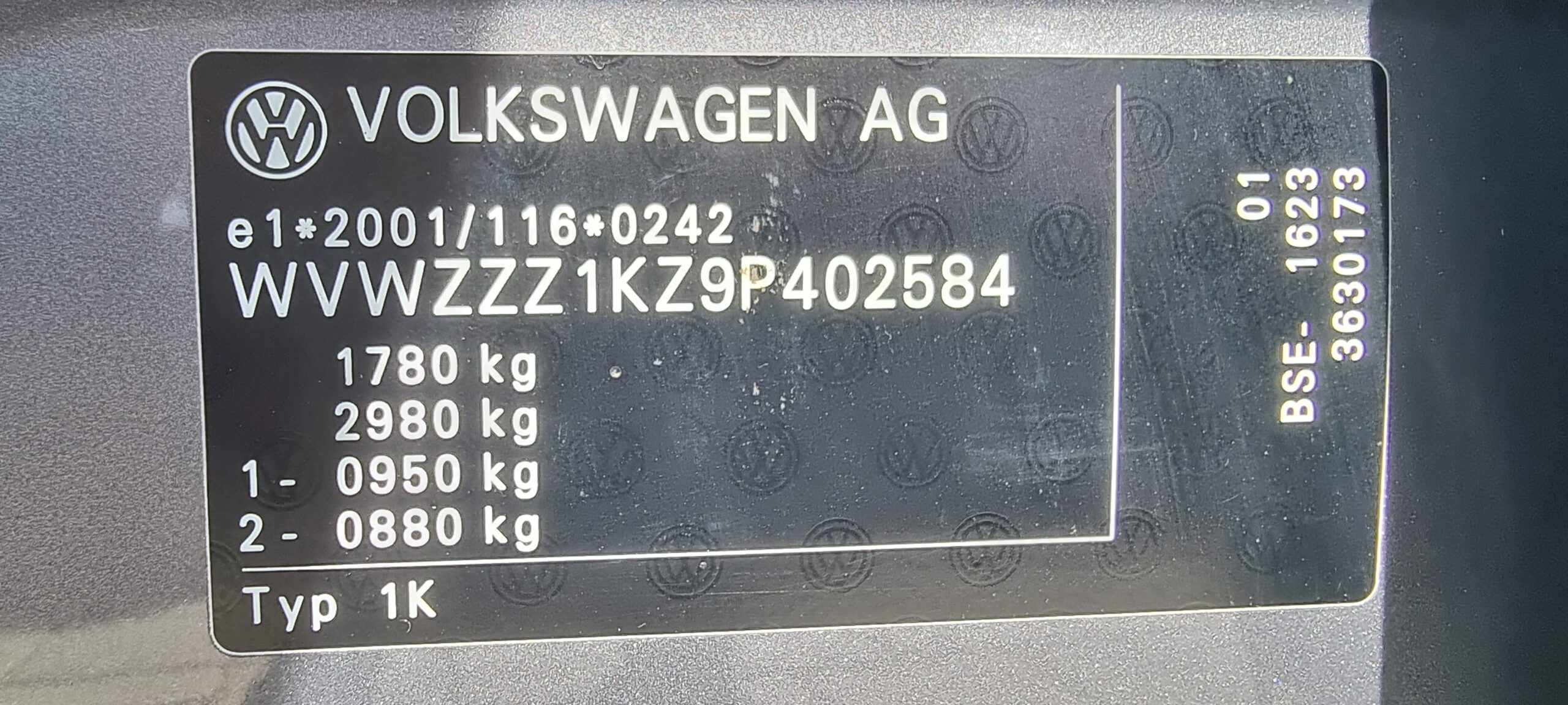 VW GOLF 6, 1.6 BENZINA, 102 CP, EURO 5, AN 2009