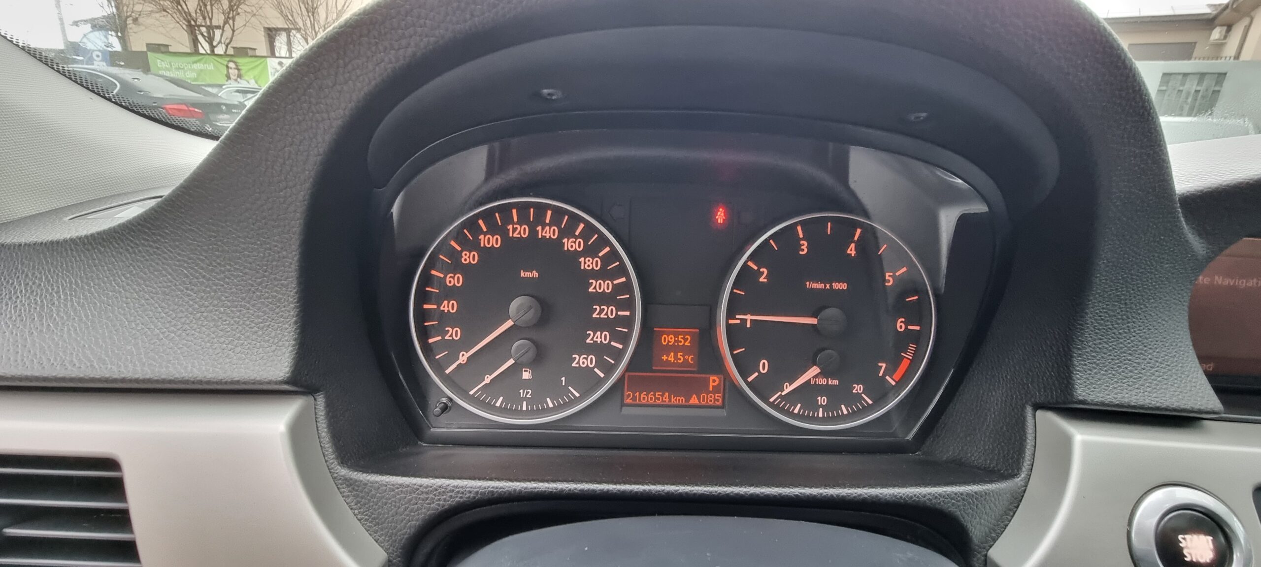 BMW SERIA 3  2.0 benzina 129 CP Euro 4