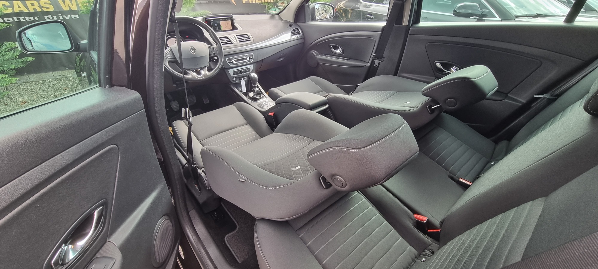 RENAULT MEGANE LIMITED, 1.2 BENZINA, 132 CP, EURO 5, AN 2015