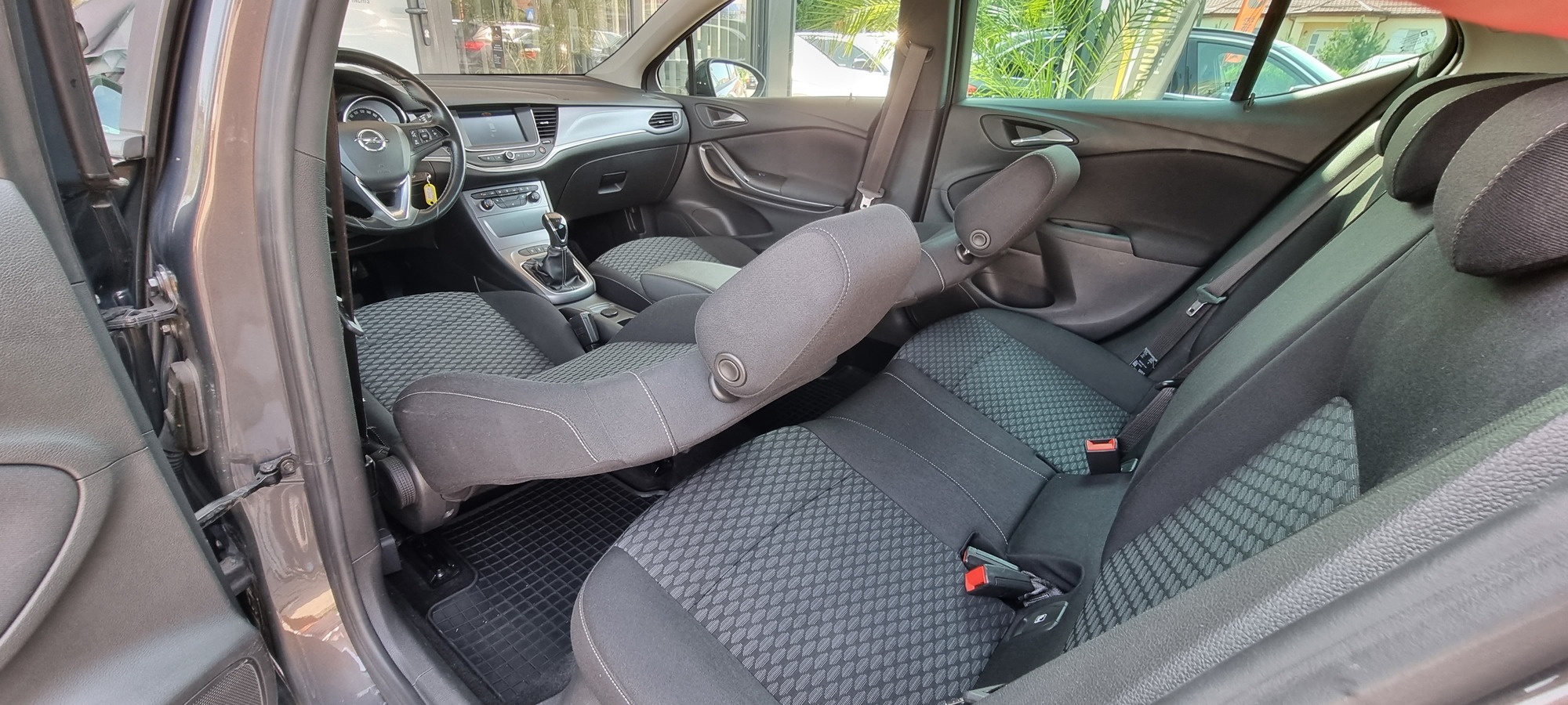 OPEL ASTRA K, 1.0 BENZINA, 105 CP, EURO 6, AN 2016  RATE-LIVRARE-GARANTIE