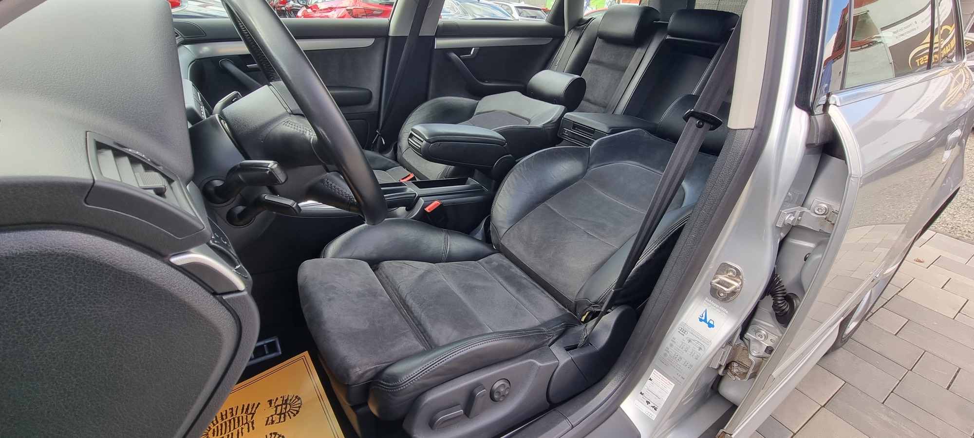 AUDI A4 AUTOMAT S-LINE, 2.0 TDI, 140 CP, AN 2007