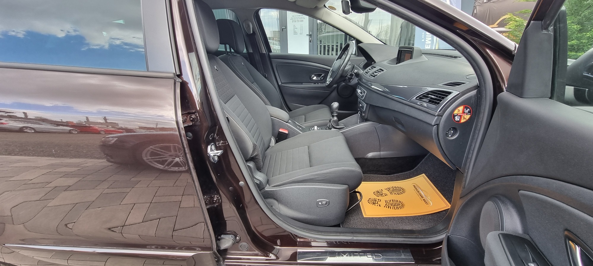 RENAULT MEGANE LIMITED, 1.2 BENZINA, 132 CP, EURO 5, AN 2015