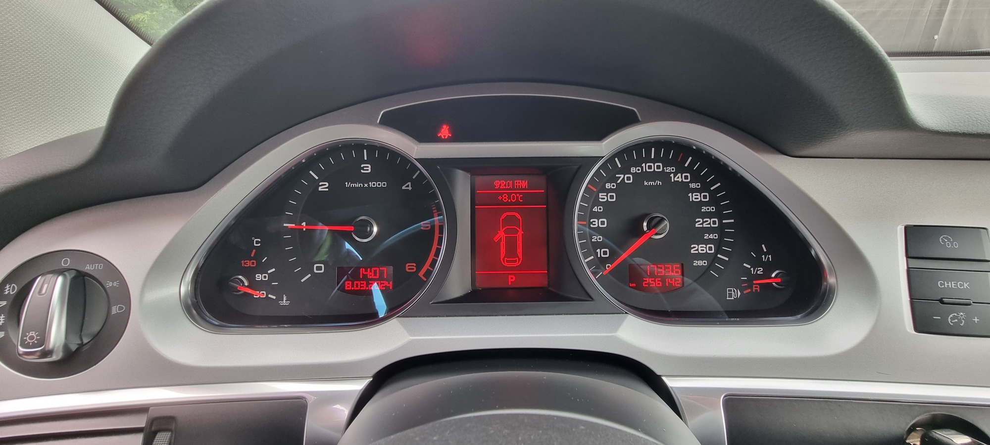 AUDI A6  2.0 TDI