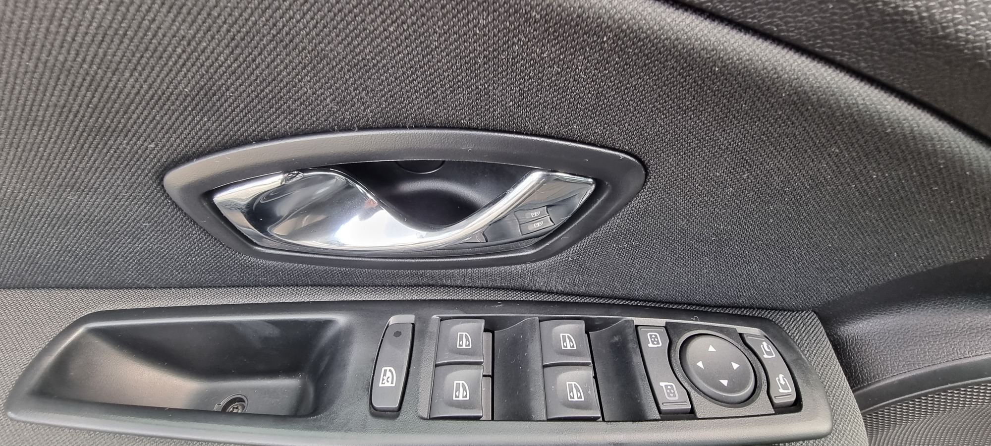 RENAULT MEGANE LIMITED, 1.2 BENZINA, 132 CP, EURO 5, AN 2015