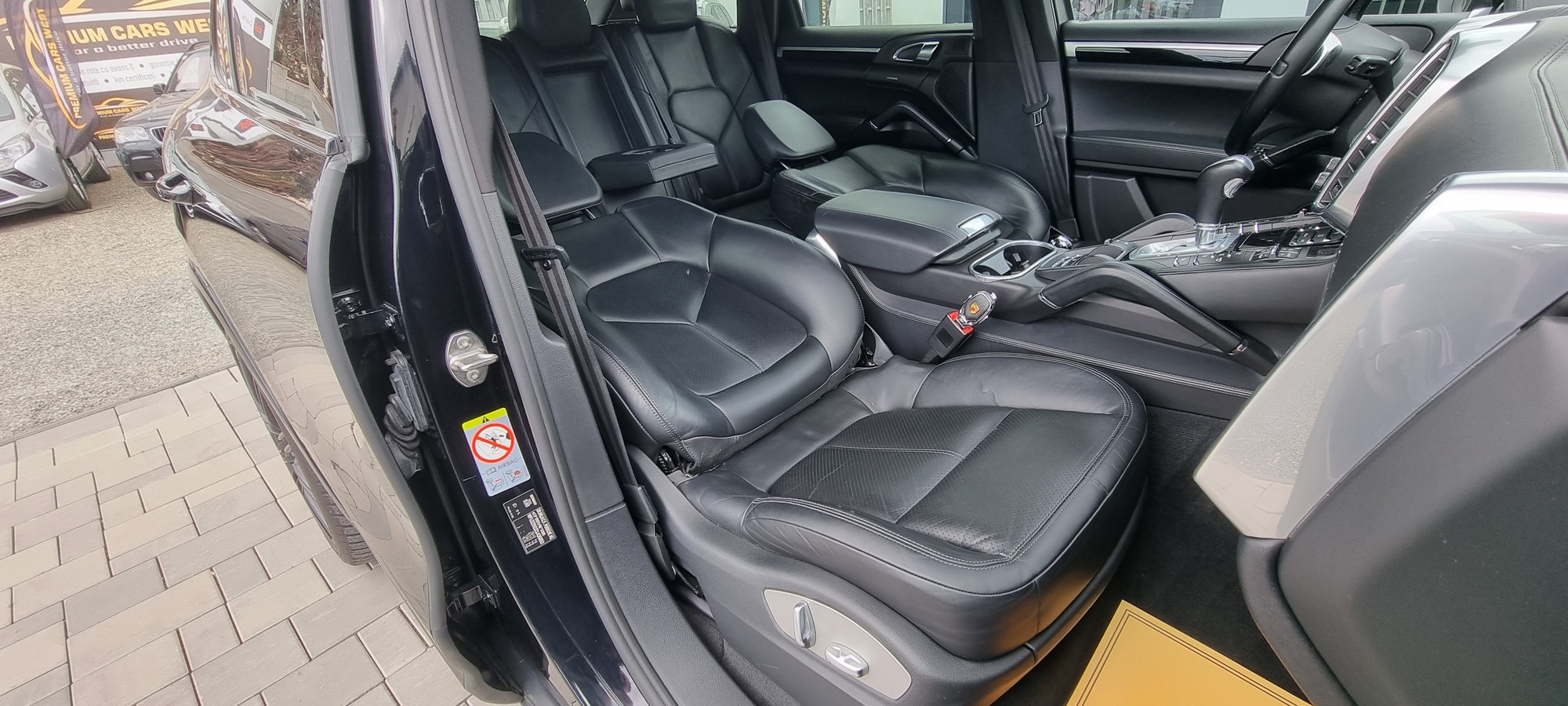 PORSCHE CAYENNE PACHET FACELIFT, 3.0 DIESEL, 245 CP, EURO 5, AN 2012