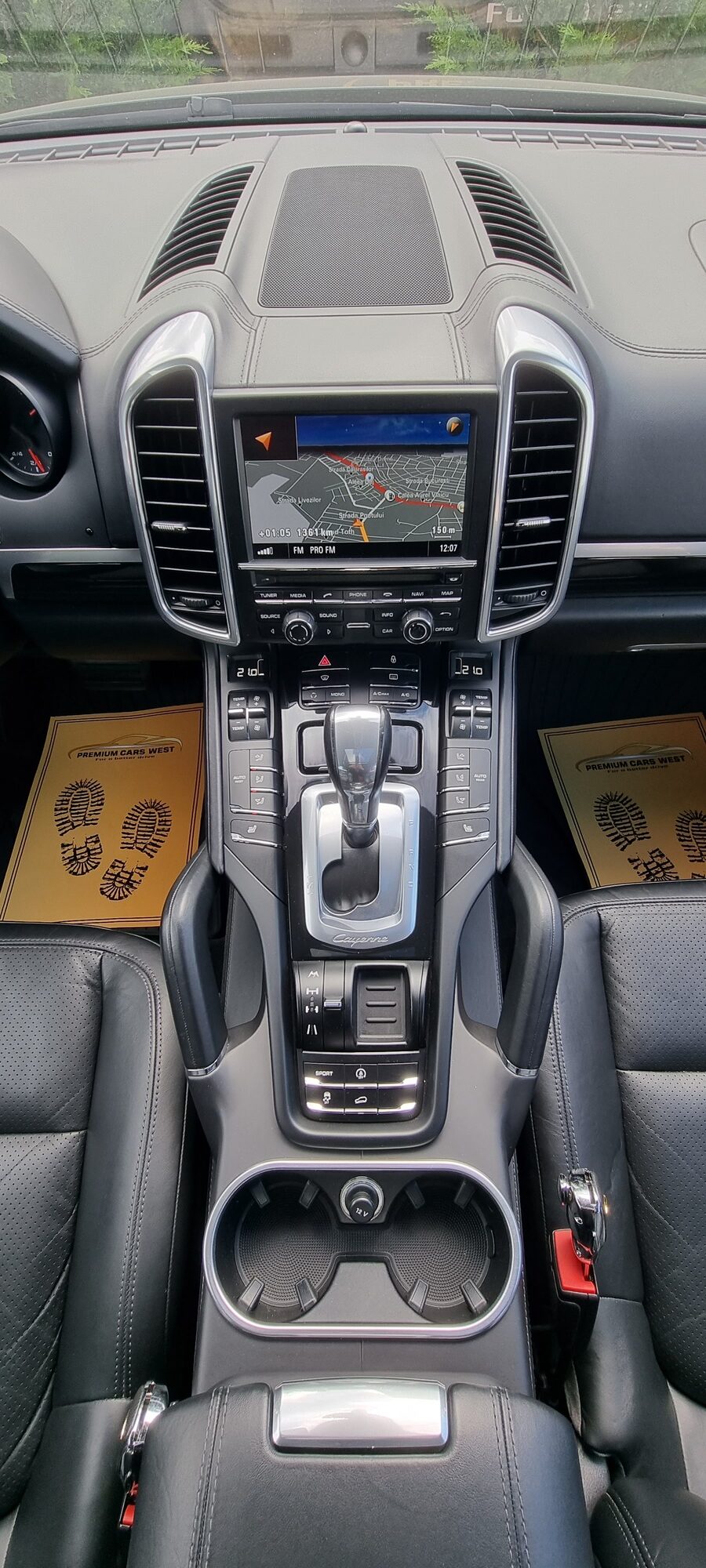 PORSCHE CAYENNE PACHET FACELIFT, 3.0 DIESEL, 245 CP, EURO 5, AN 2012