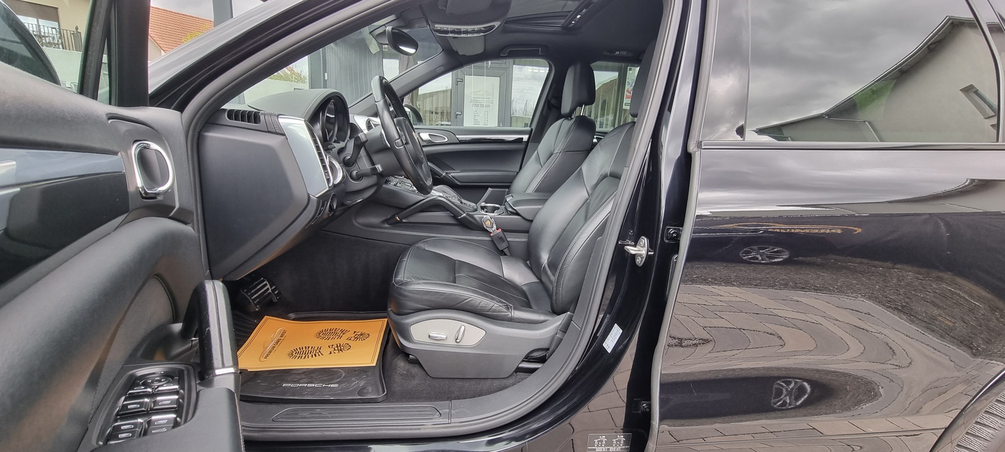 PORSCHE CAYENNE PACHET FACELIFT, 3.0 DIESEL, 245 CP, EURO 5, AN 2012