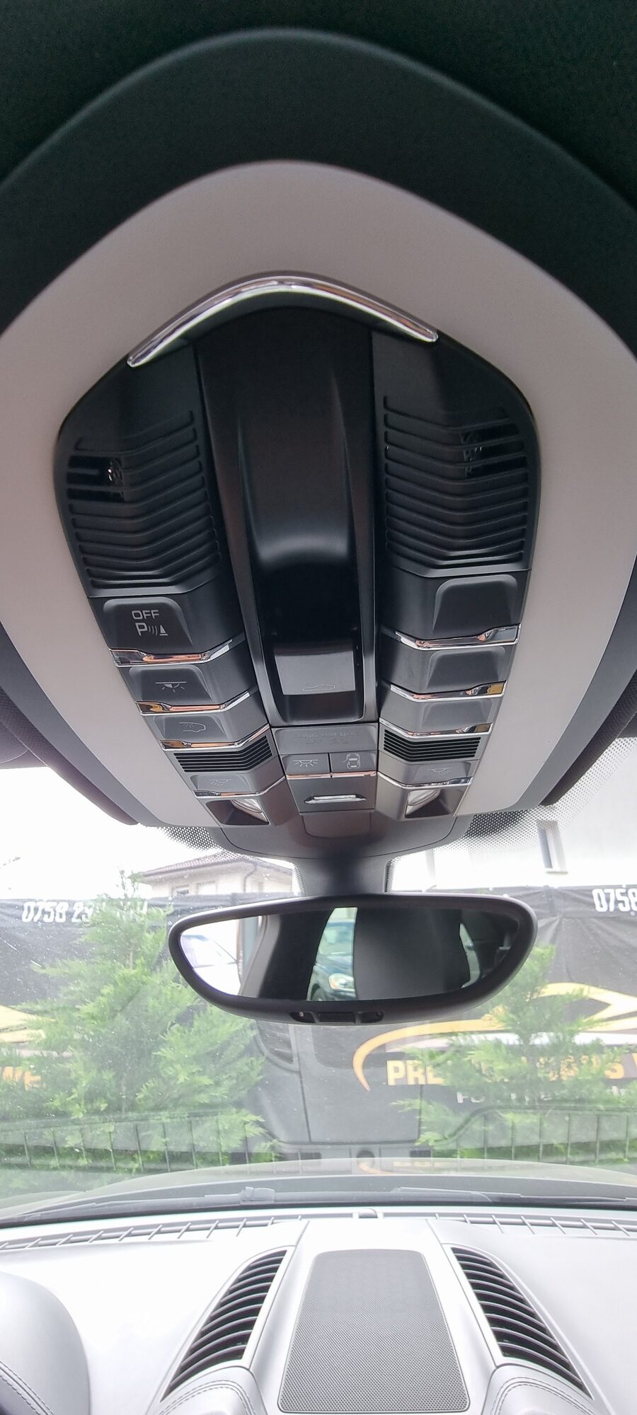 PORSCHE CAYENNE PACHET FACELIFT, 3.0 DIESEL, 245 CP, EURO 5, AN 2012