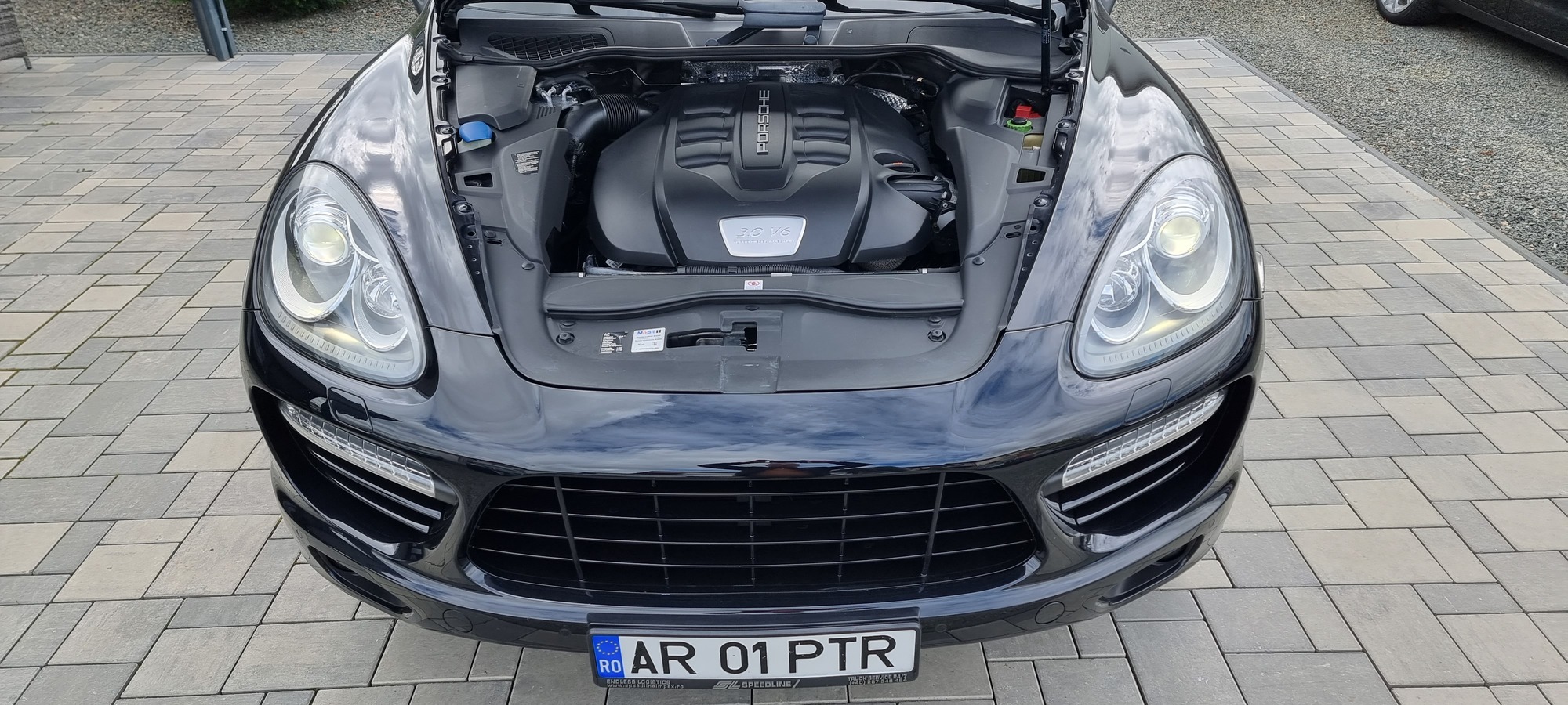 PORSCHE CAYENNE PACHET FACELIFT, 3.0 DIESEL, 245 CP, EURO 5, AN 2012