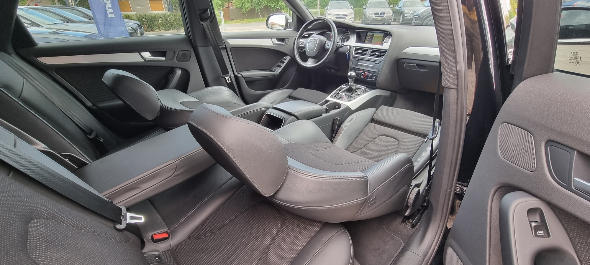 AUDI A4 S-LINE 2.0 TDI