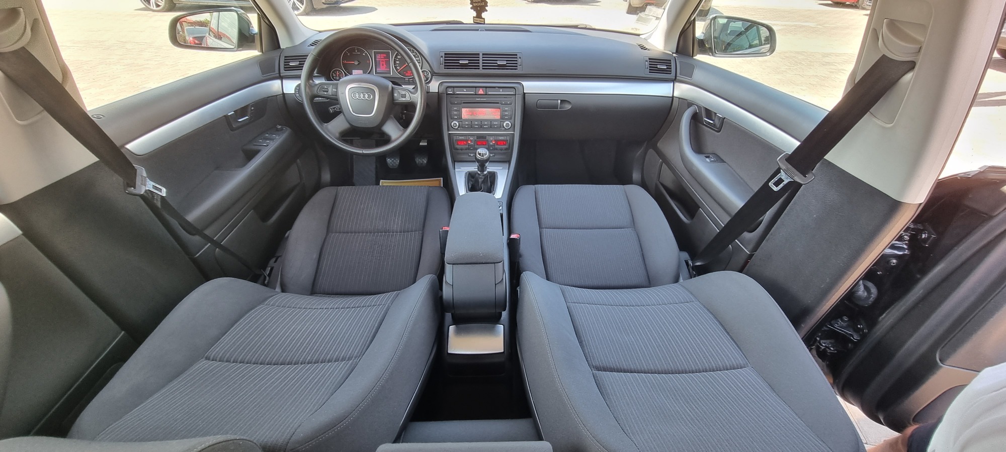 AUDI A4   –   2.0 TDI