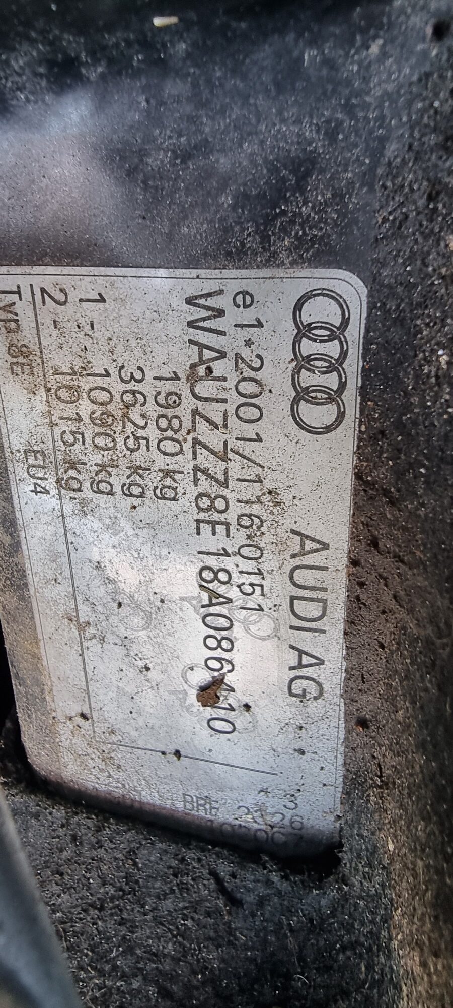 AUDI A4   –   2.0 TDI