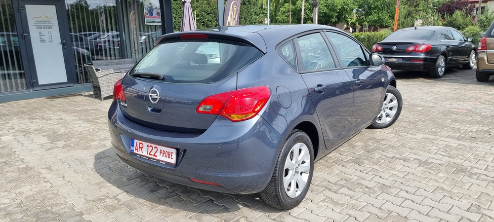 OPEL ASTRA J, 1.6 BENZINA, 115 CP, EURO 5, AN 2010  RATE-LIVRARE-GARANTIE