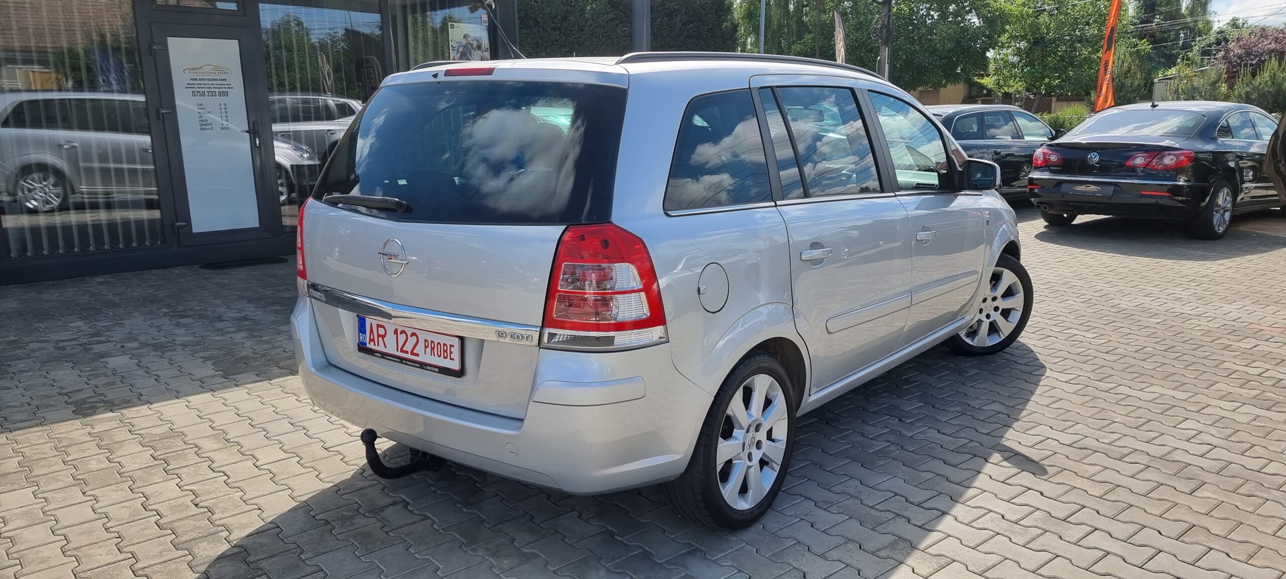 OPEL ZAFIRA 7 LOCURI, 1.9 CDTI, 120 CP, AN 2010