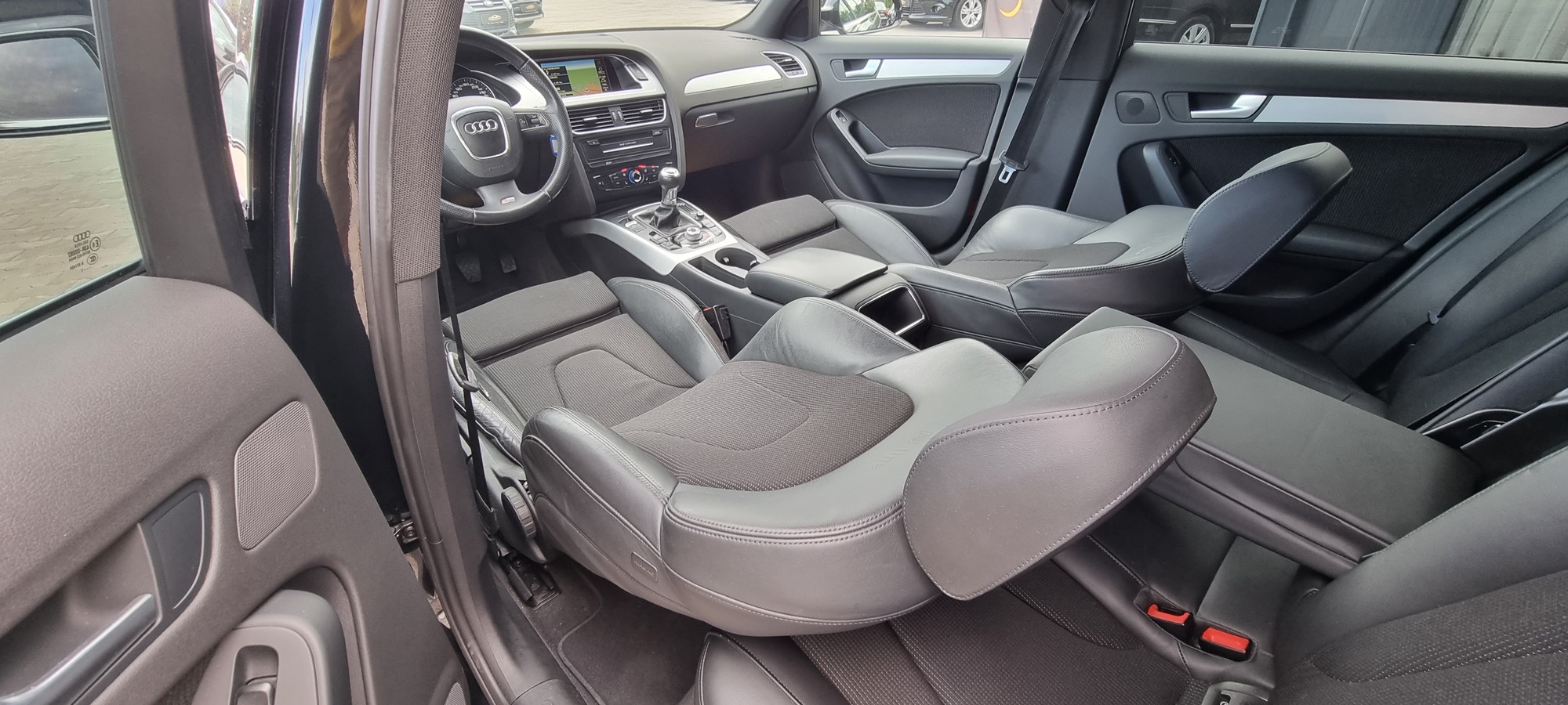 AUDI A4 S-LINE 2.0 TDI