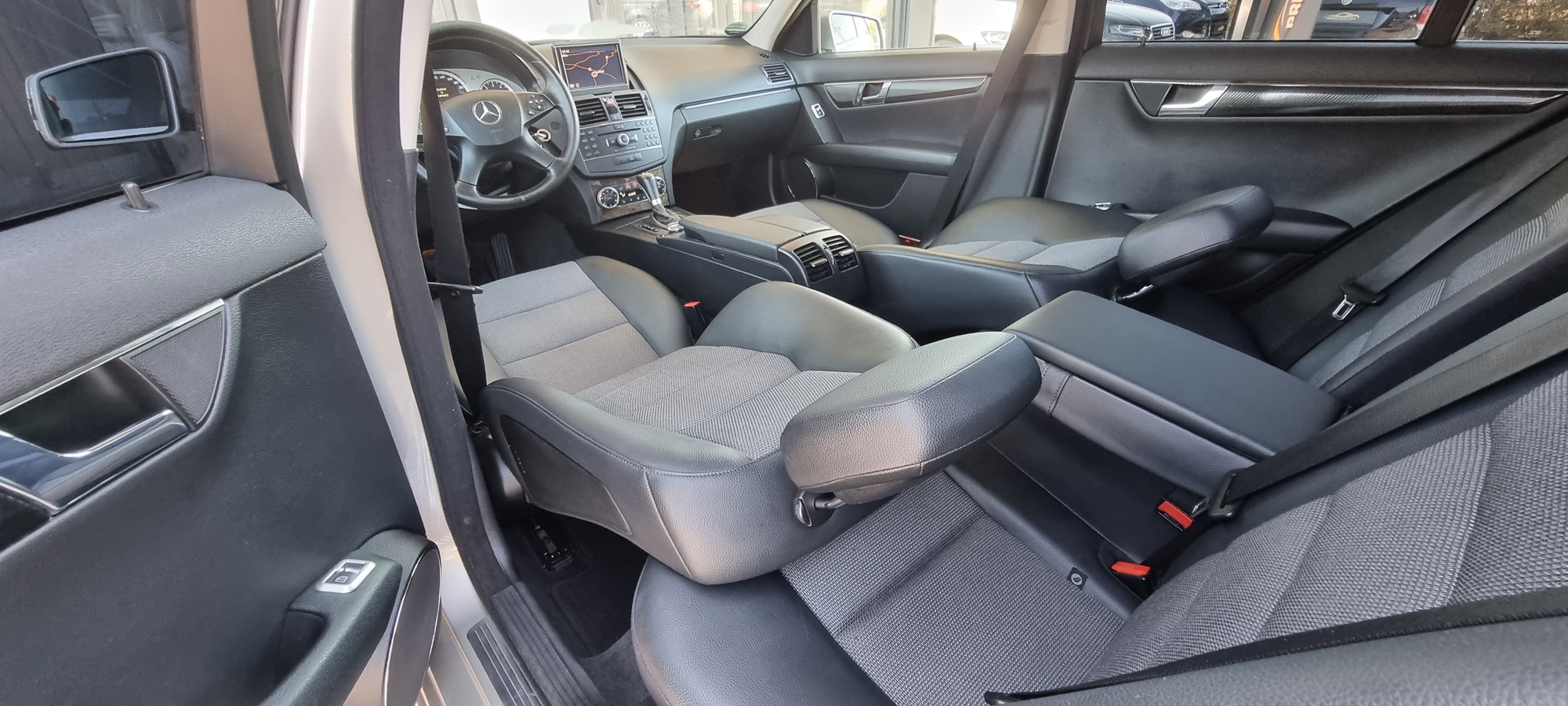 MERCEDES BENZ C200 KOMPRESSOR AVANTGARDE, 1,8 BENZINA, 184 CP, AN 2008
