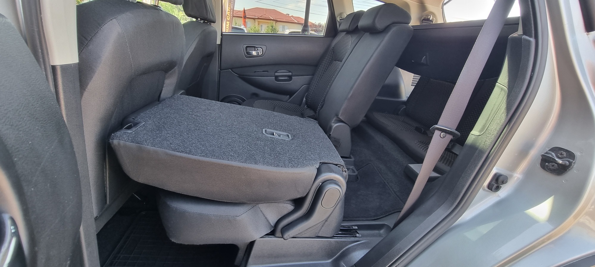 NISSAN QASHQAI 7 LOCURI, 2.0 DIESEL, 150 CP, AN 2009  RATE-LIVRARE-GARANTIE