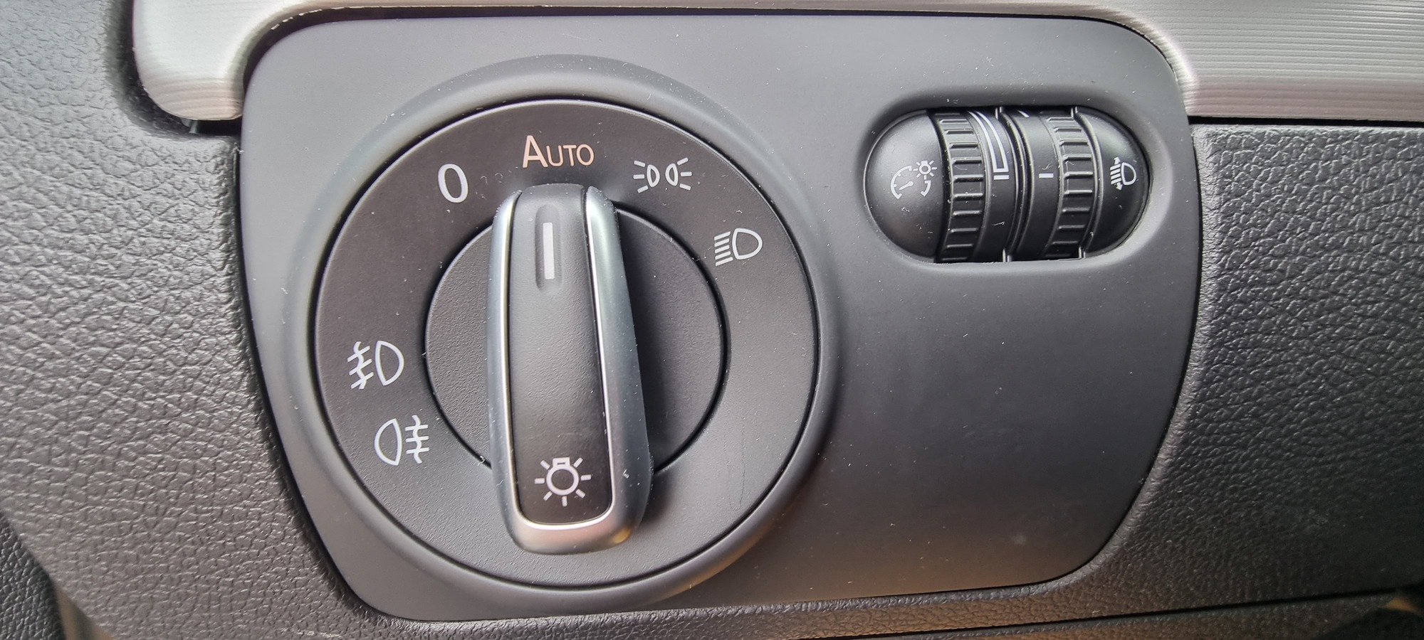 VW GOLF 6, 1.6 TDI, 105 CP, EURO 5, AN 2010