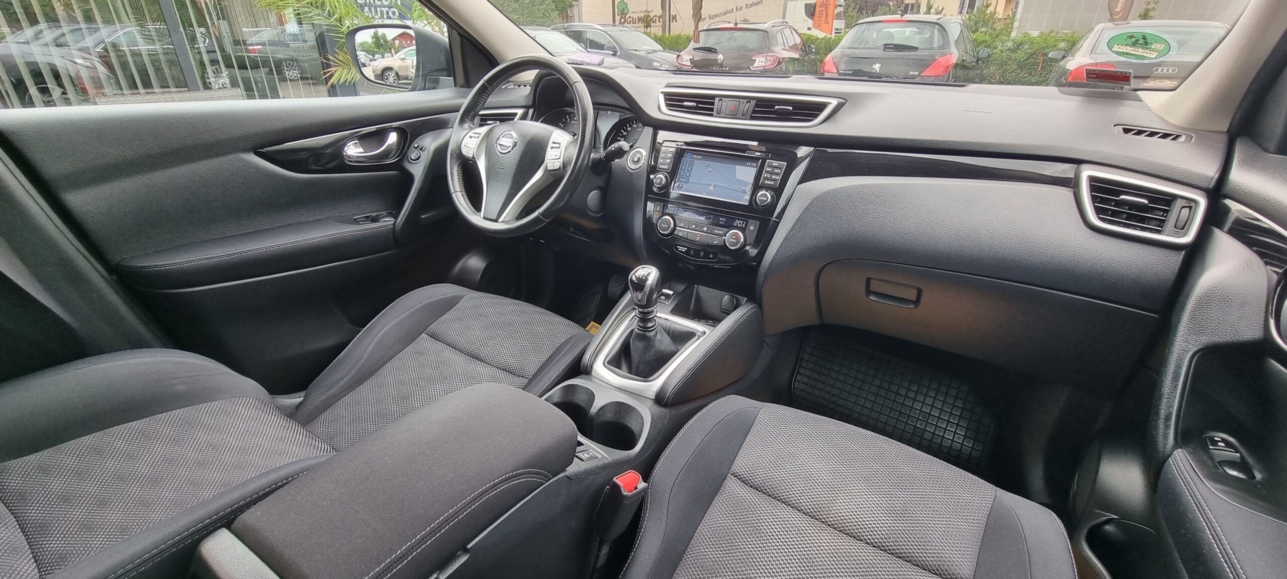 NISSAN QASHQAI, 1.2 BENZINA, 116 CP, EURO 5, AN 2015