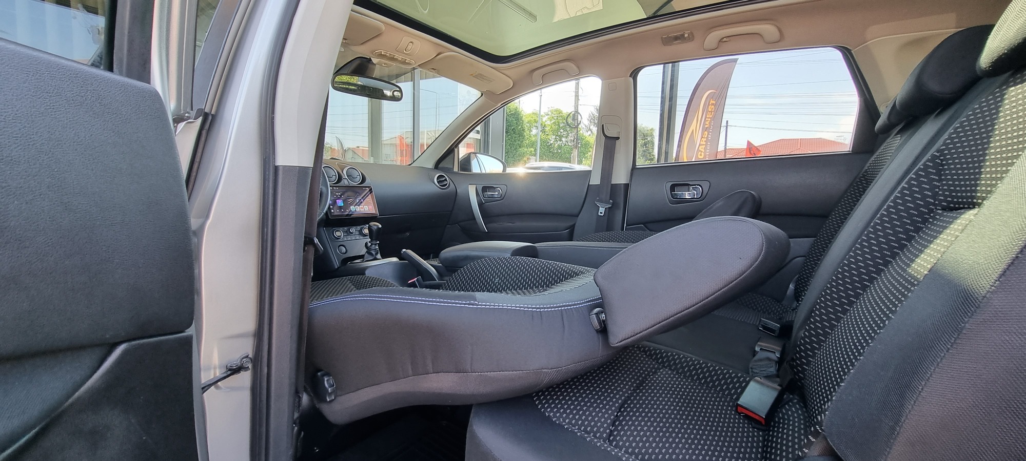 NISSAN QASHQAI 7 LOCURI, 2.0 DIESEL, 150 CP, AN 2009  RATE-LIVRARE-GARANTIE
