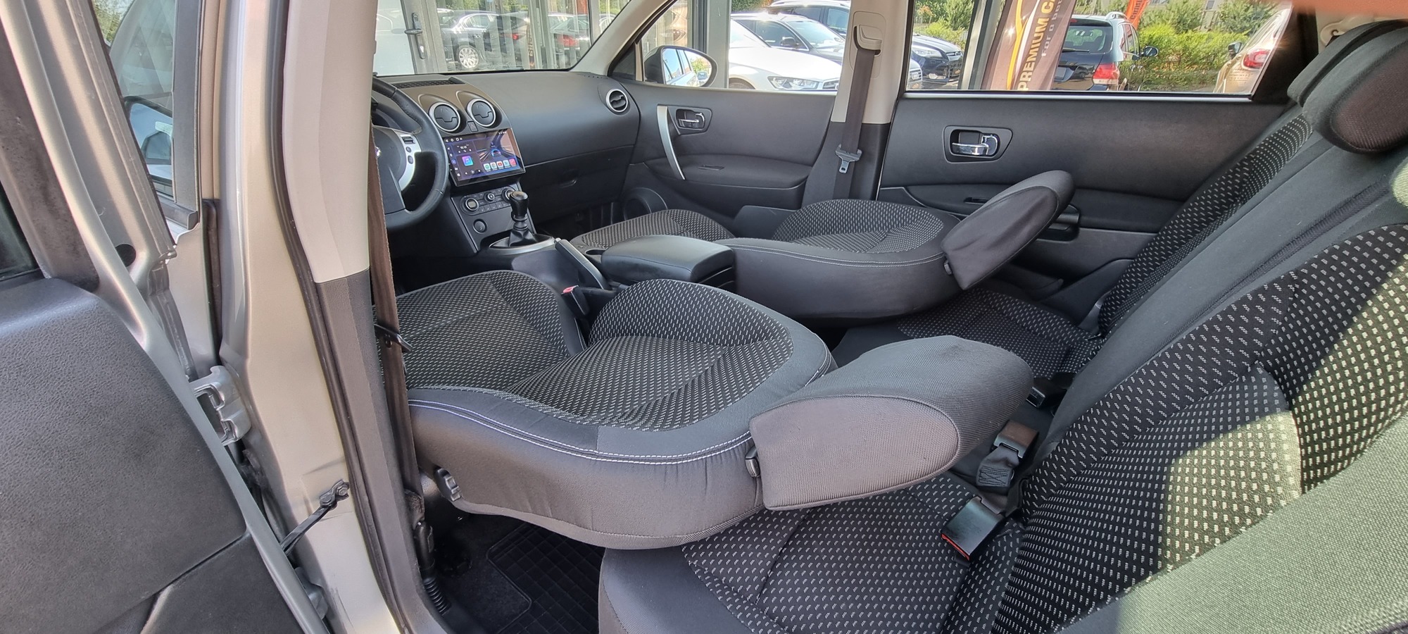 NISSAN QASHQAI 7 LOCURI, 2.0 DIESEL, 150 CP, AN 2009  RATE-LIVRARE-GARANTIE