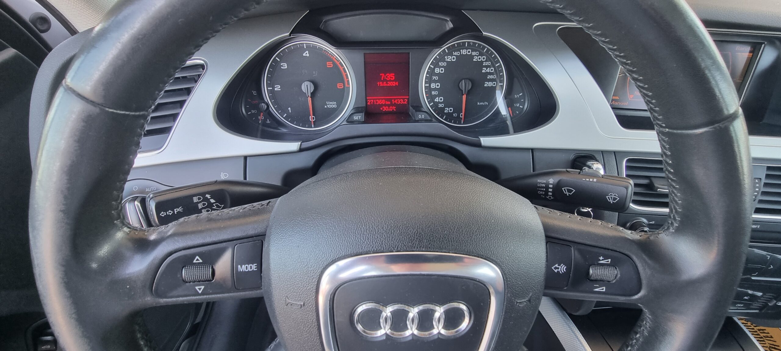 AUDI A4, 2.0 TDI, 143 CP, AN 2008