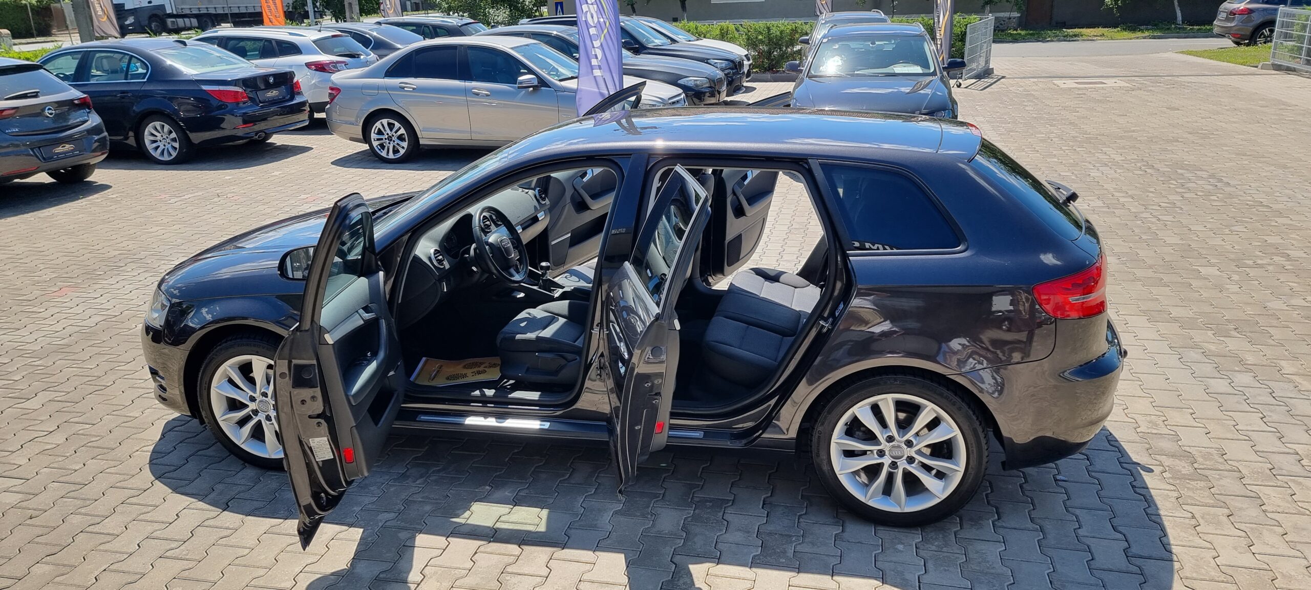 AUDI A3 1.4 BENZINA AN 2011  RATE-LIVRARE-GARANTIE