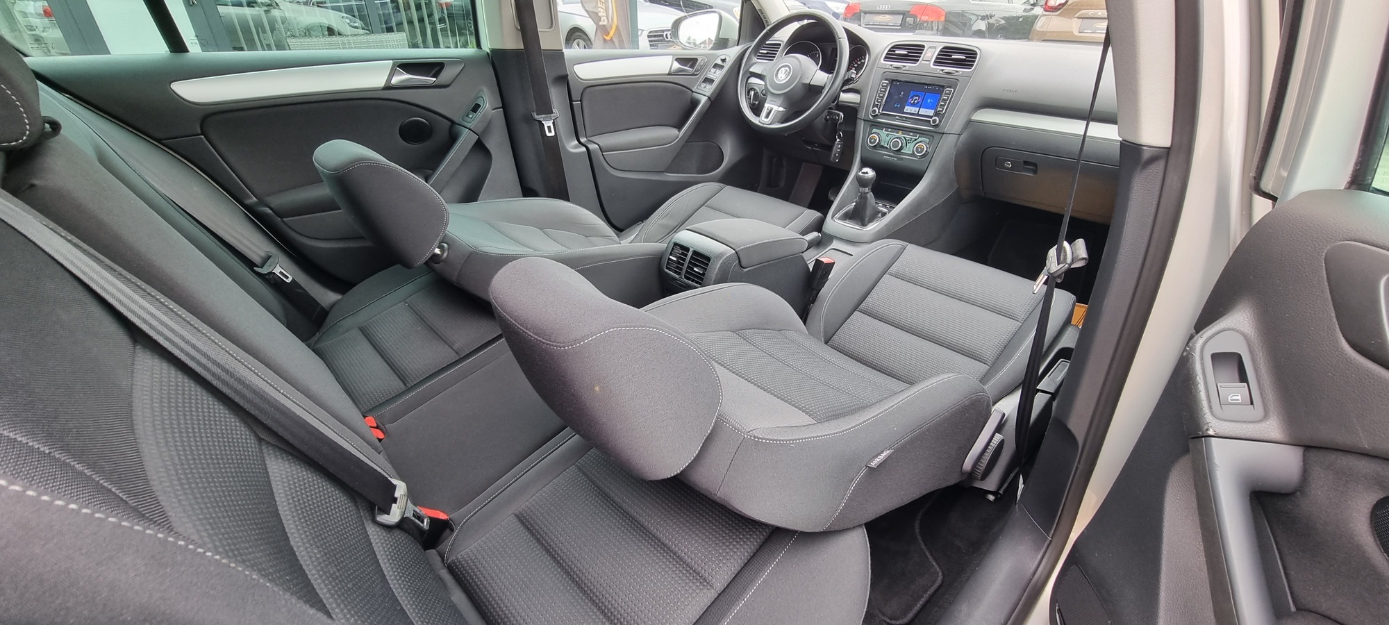 VW GOLF 6, 1.6 TDI, 105 CP, EURO 5, AN 2010