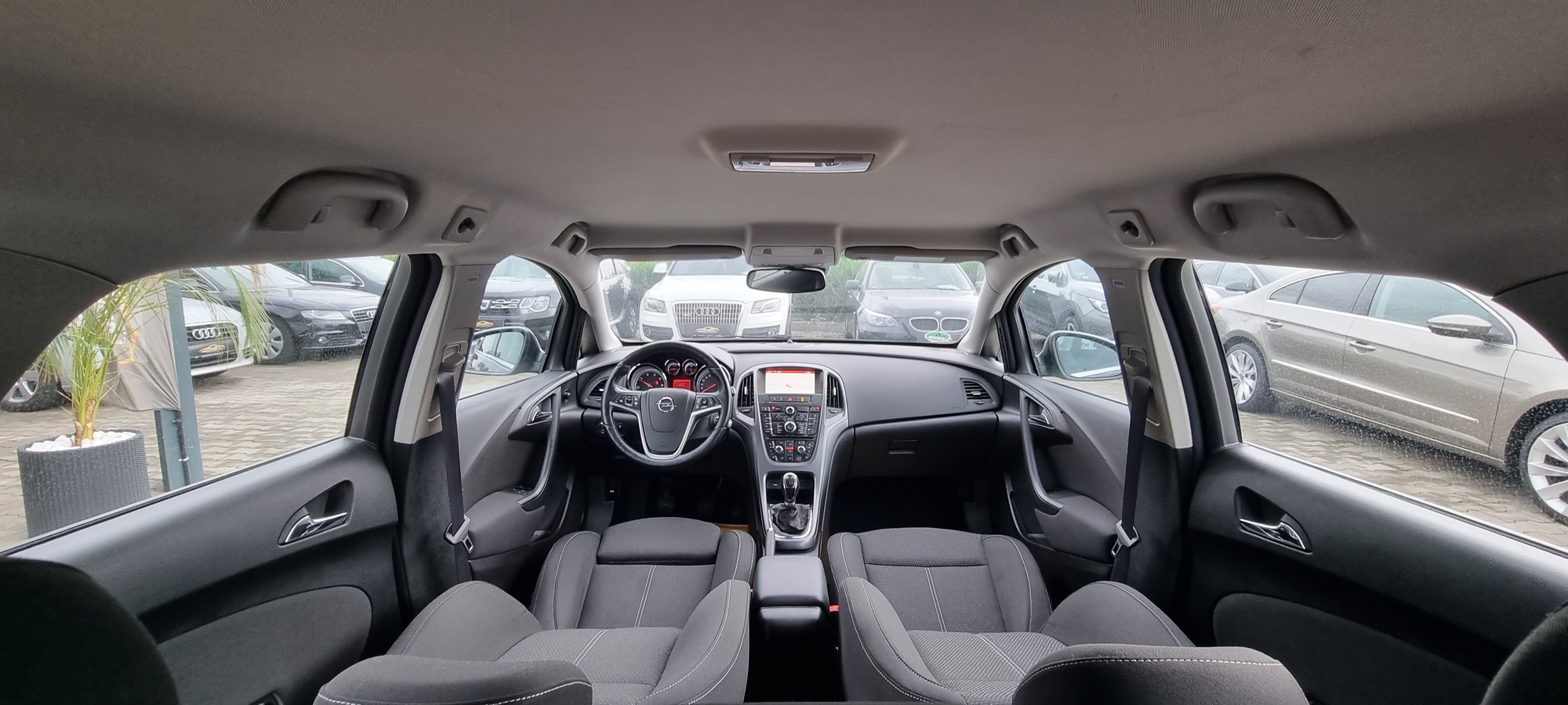 OPEL ASTRA J, 1.6 DIESEL, 136 CP, EURO 6, AN 2016  RATE-LIVRARE-GARANTIE