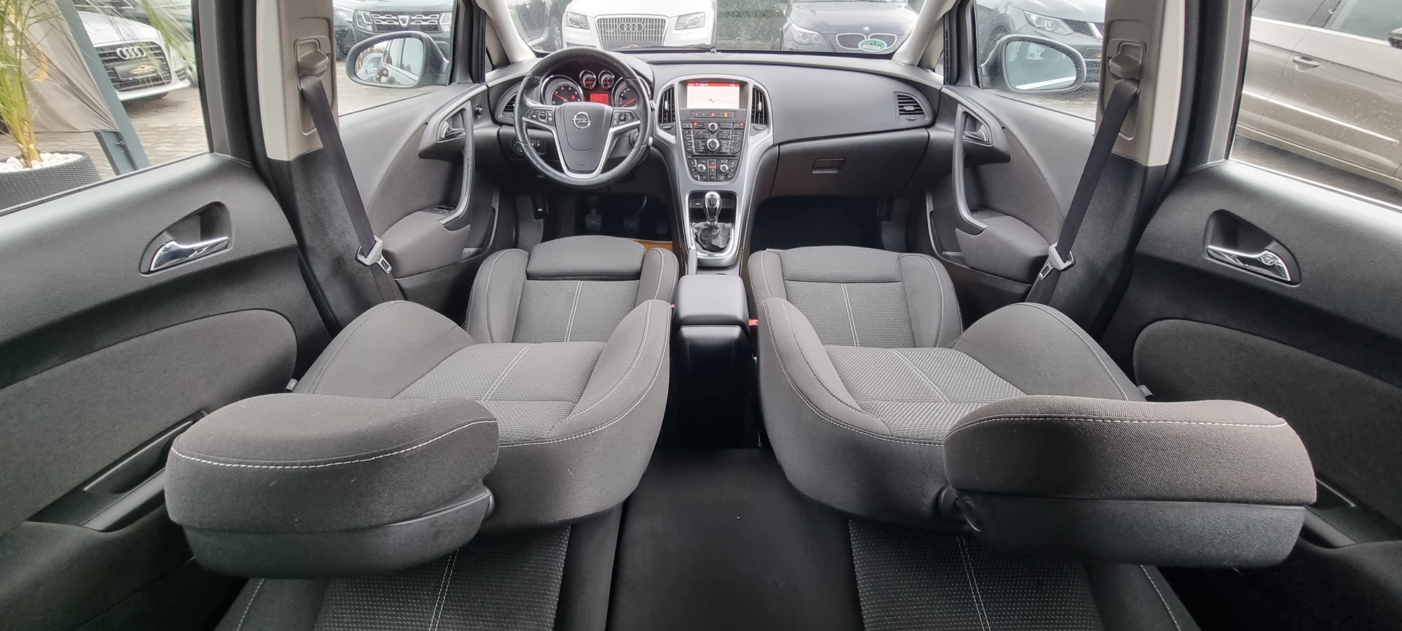 OPEL ASTRA J, 1.6 DIESEL, 136 CP, EURO 6, AN 2016  RATE-LIVRARE-GARANTIE