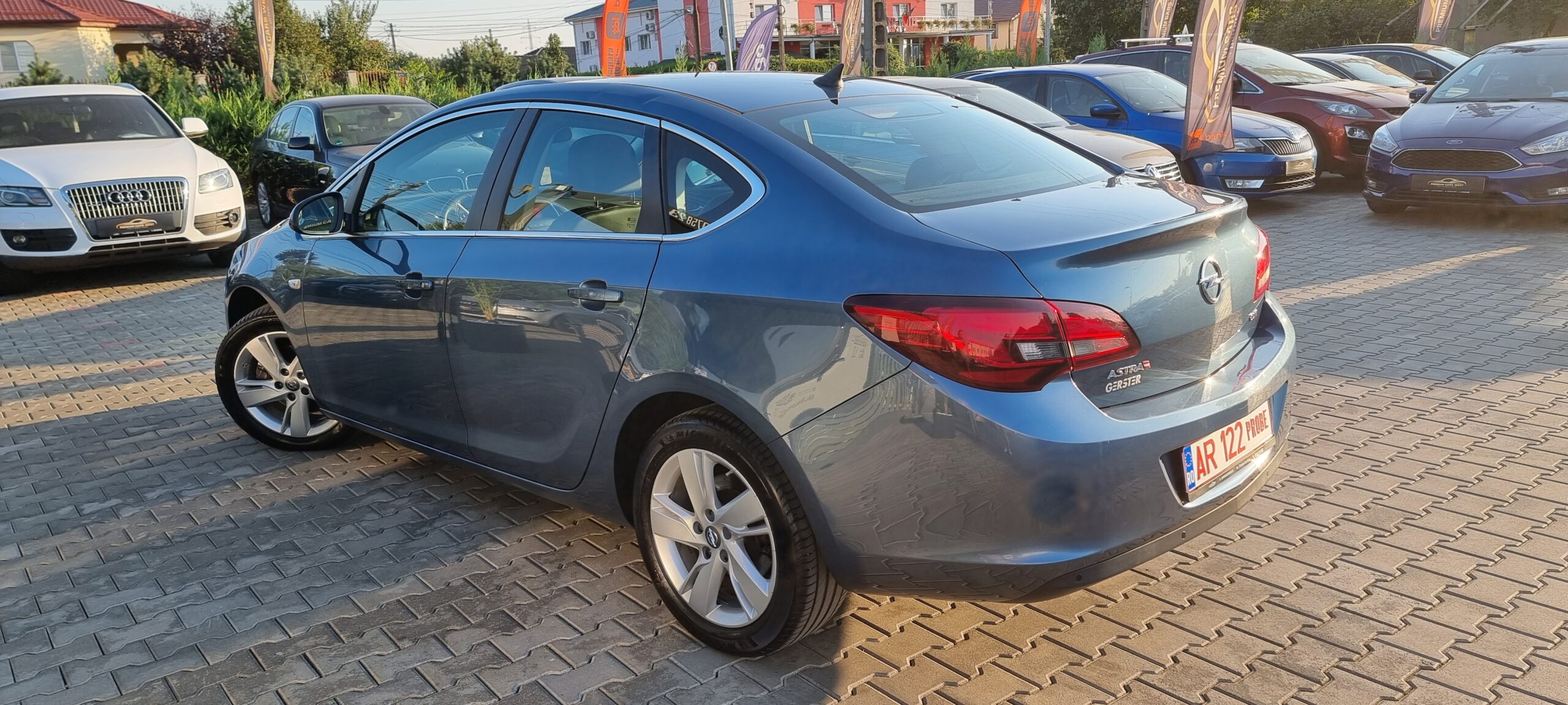 OPEL ASTRA J LIMUZINA, 1.6 DIESEL, 136 CP, EURO 6, AN 2015  RATE-LIVRARE-GARANTIE