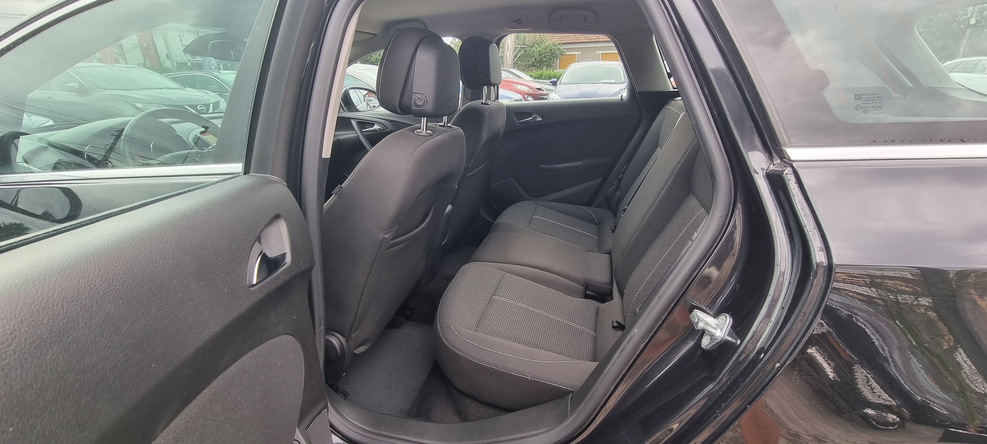OPEL ASTRA J, 1.6 DIESEL, 136 CP, EURO 6, AN 2016  RATE-LIVRARE-GARANTIE