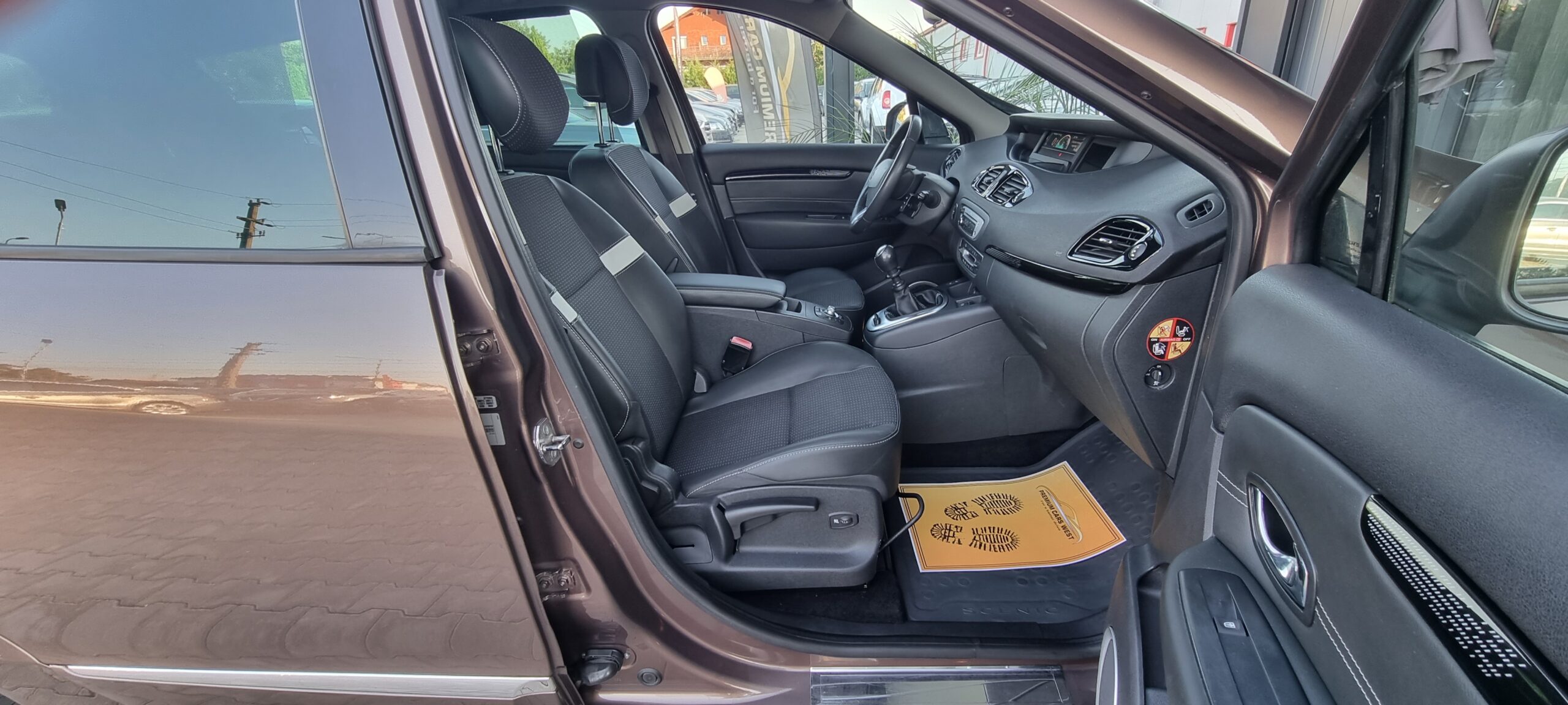 RENAULT SCENIC 7 LOCURI, 1.6 DIESEL, 130 CP, EURO 5, AN 2012