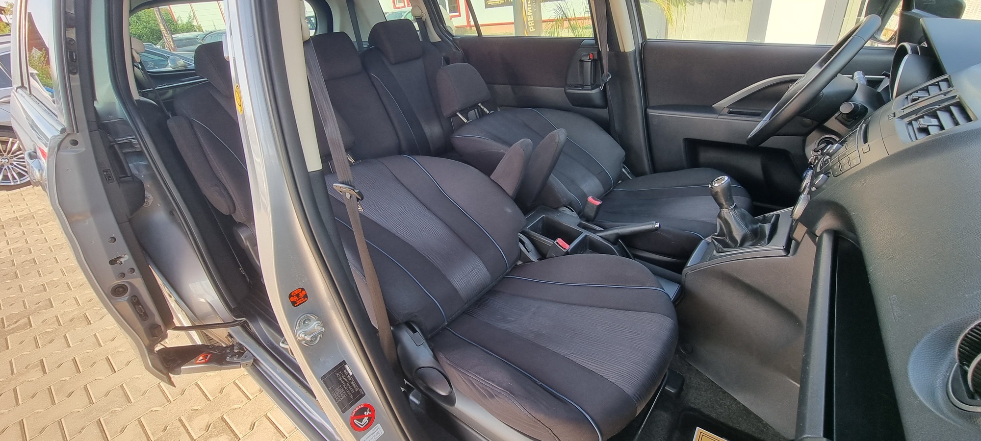 MAZDA 5, 7 LOCURI, 1.6 DIESEL, 116 CP, EURO5, AN 2011  RATE-LIVRARE-GARANTIE