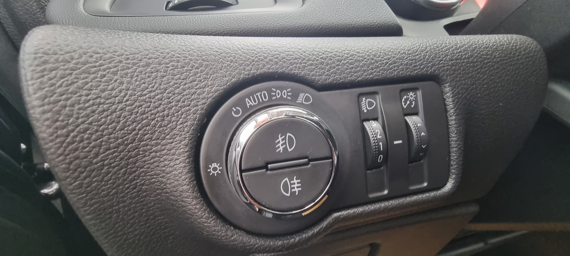 OPEL ASTRA J, 1.6 DIESEL, 136 CP, EURO 6, AN 2016  RATE-LIVRARE-GARANTIE
