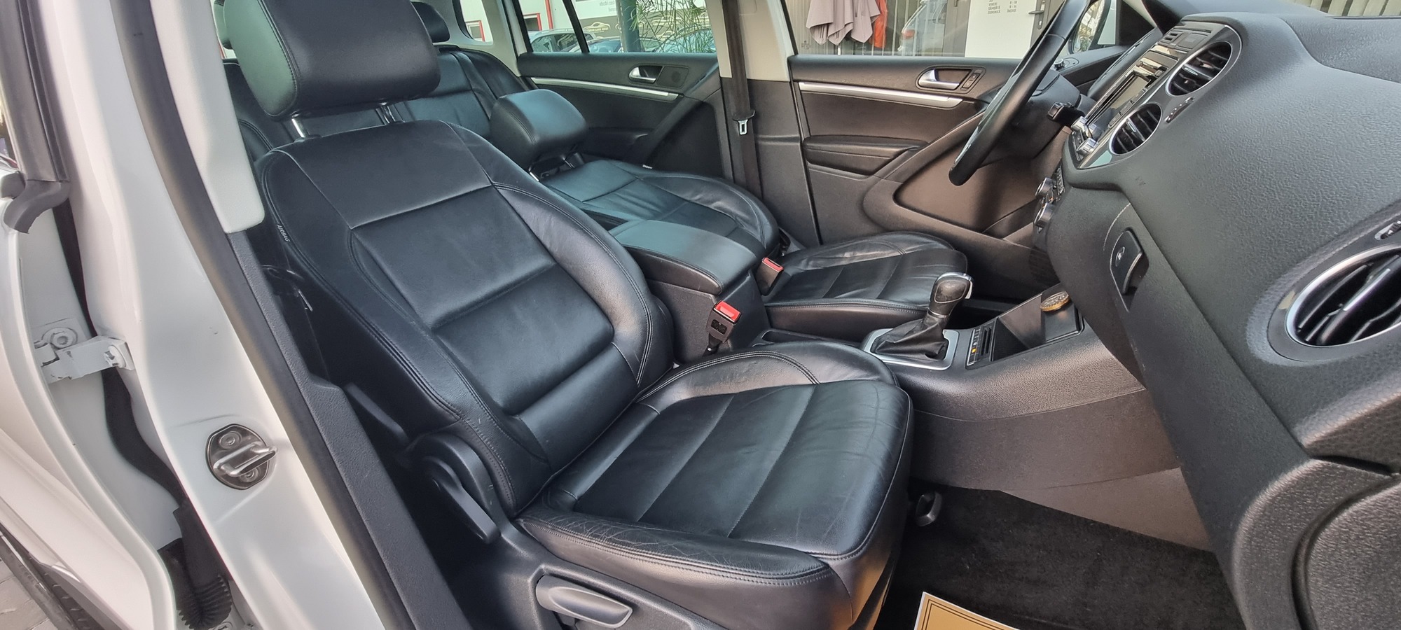 VW TIGUAN DSG 4X4 , 2.0 TDI, 140 CP, EURO 5, AN 2014  RATE-LIVRARE-GARANTIE