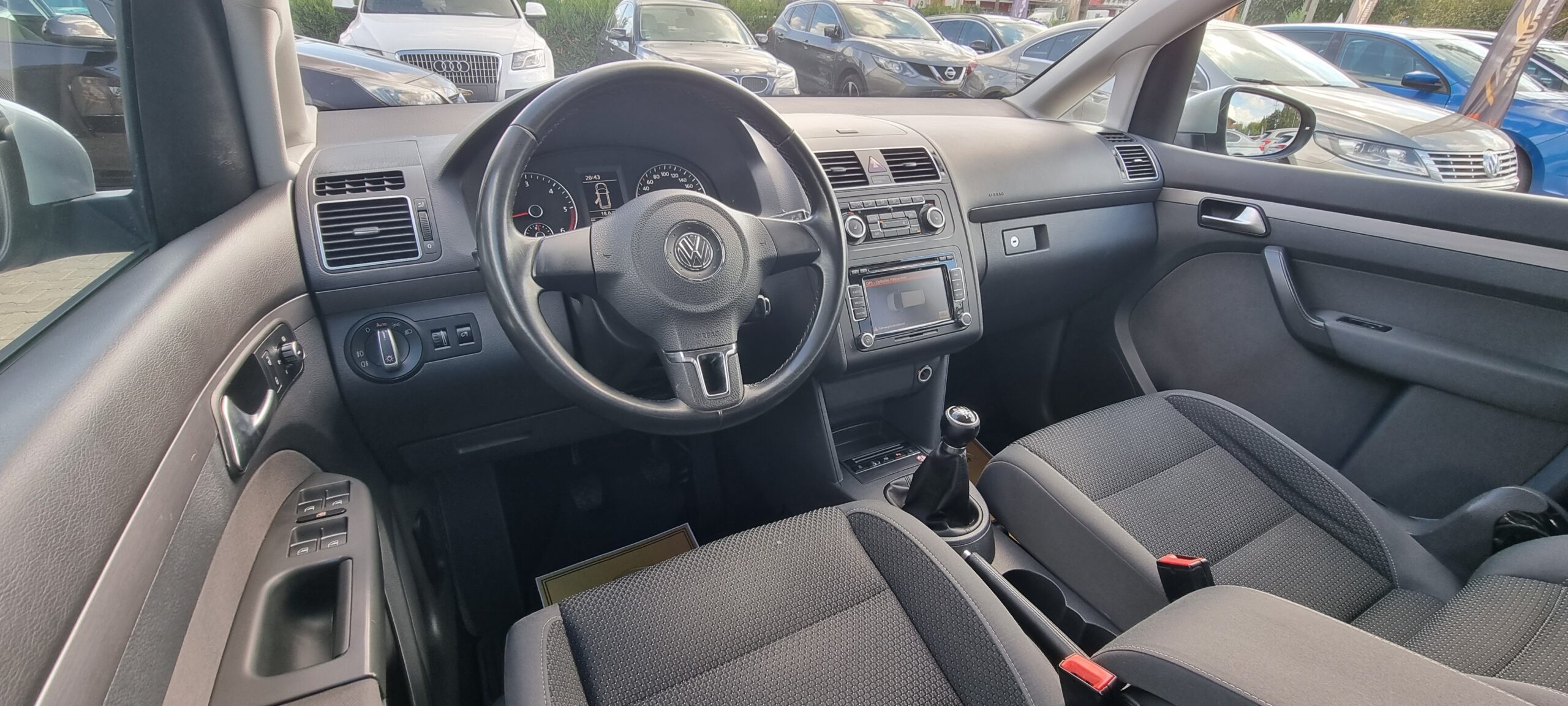 VW TOURAN 7 LOCURI, 1.6 TDI, 105 CP, EURO 5, AN 2012 RATE-LIVRARE-GARANTIE