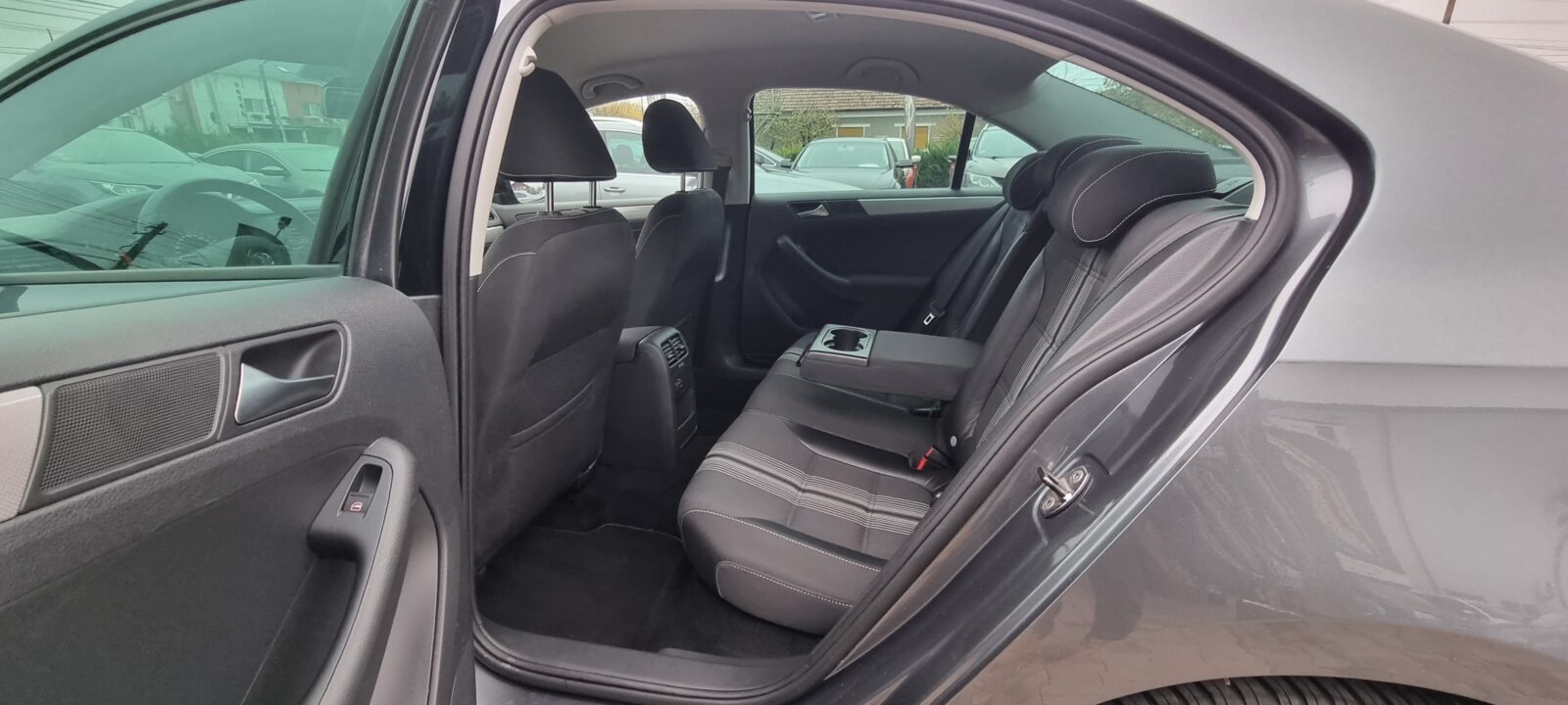 VW JETTA PAKET MATCH, 1.2 BENZINA, 105 CP, AN 2012, EURO 5  RATE-LIVRARE-GARANTIE