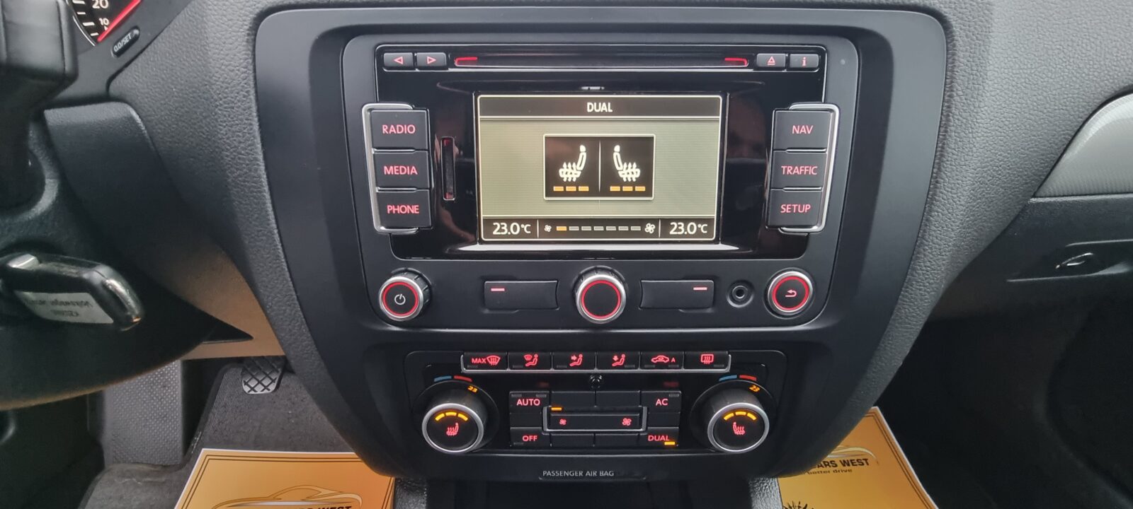 VW JETTA PAKET MATCH, 1.2 BENZINA, 105 CP, AN 2012, EURO 5  RATE-LIVRARE-GARANTIE