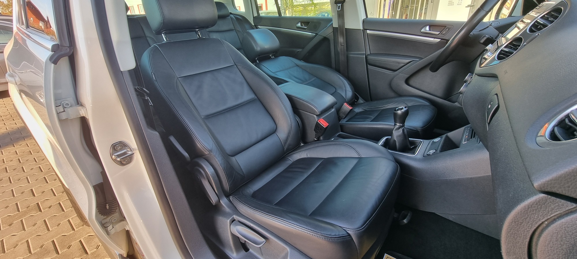 VW TIGUAN, 1.4 BENZINA, 122 CP, EURO 5, AN 2012, REVIZIE EFECTUATA (DISTRIBUTIE, ULEI+FILTRE) RATE-LIVRARE-GARANTIE