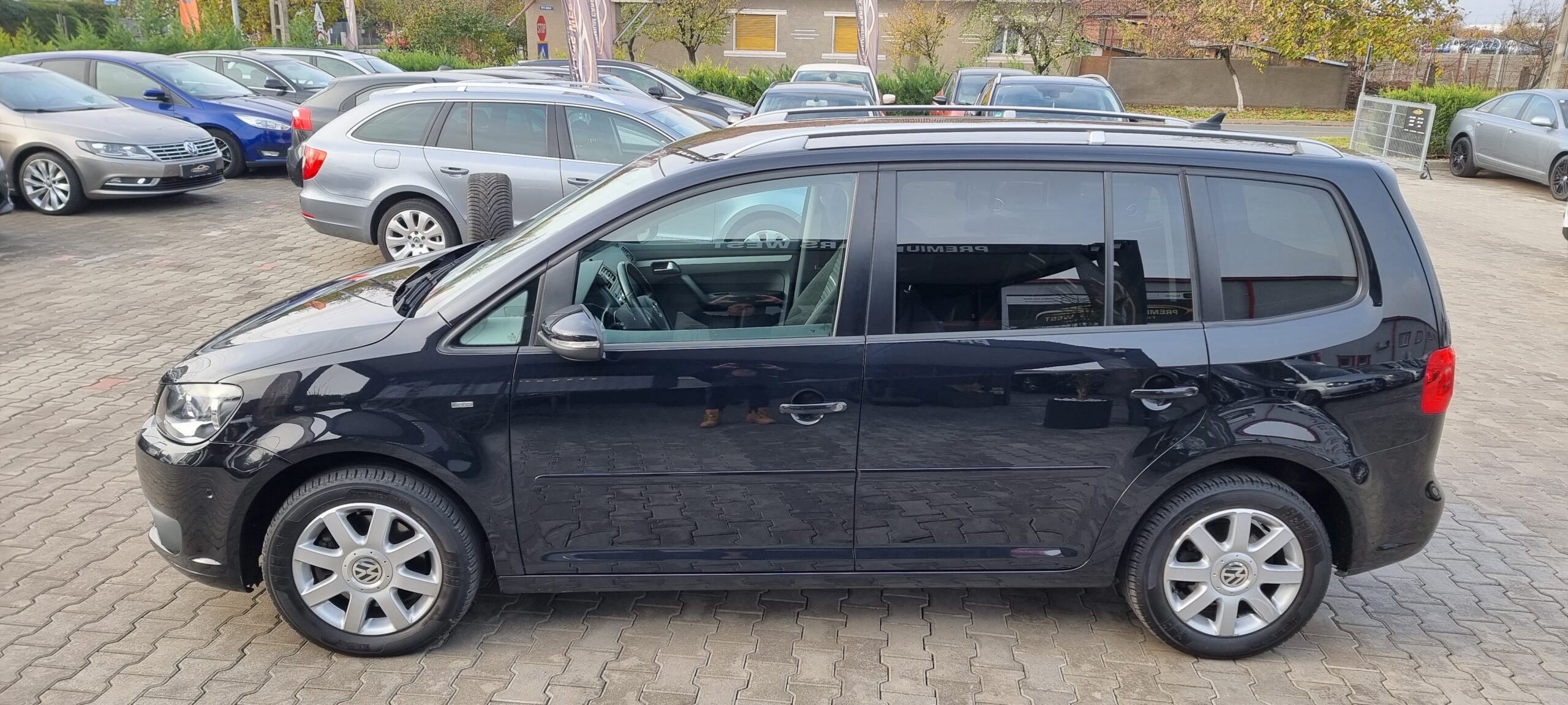 VW TOURAN 7 LOCURI, 2.0 TDI, 140 CP, EURO 5, AN 2015