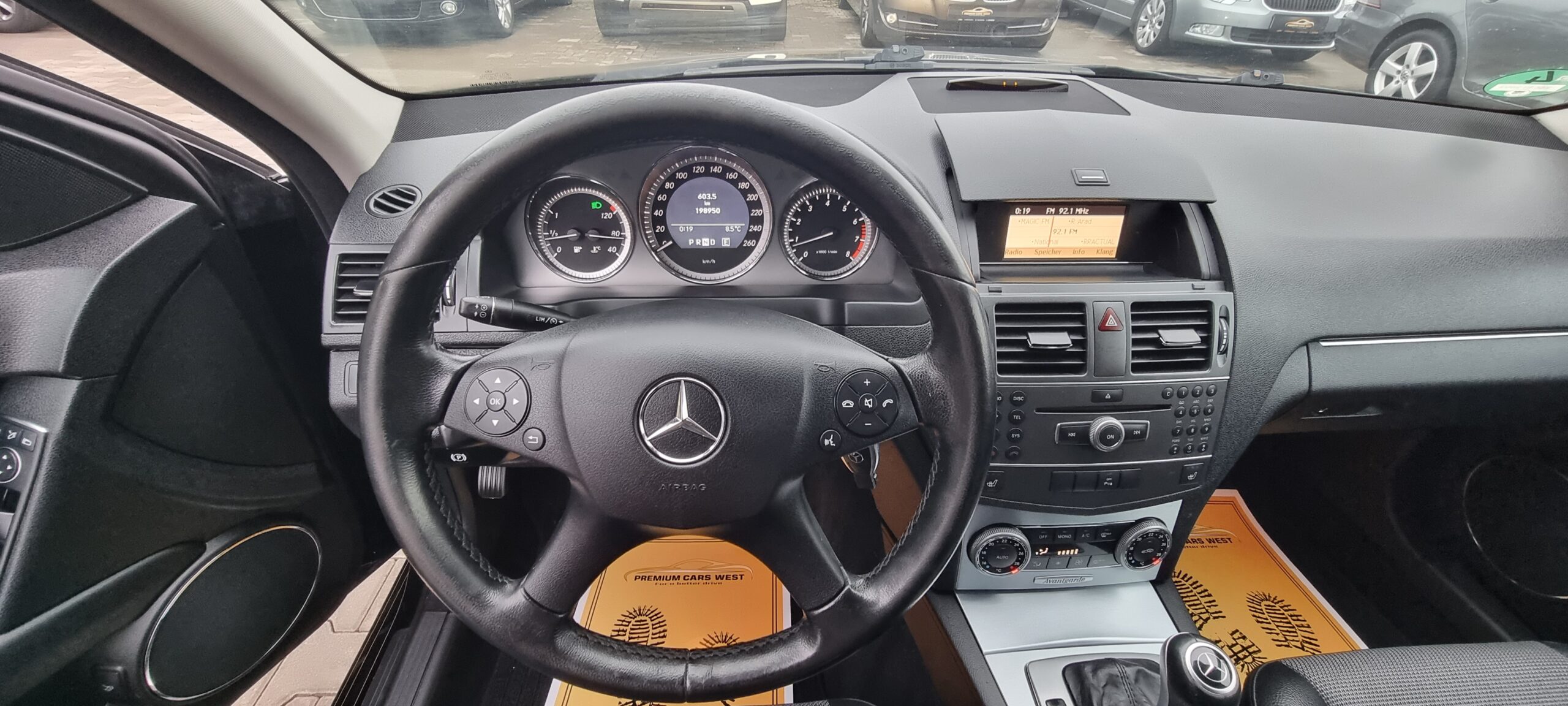 MERCEDES C 180 KOMPRESSOR AVANGARDE REVIZIE EFECTUATA(DISTRIBUTIE, ULEI+FILTRE) RATE-LIVRARE-GARANTIE