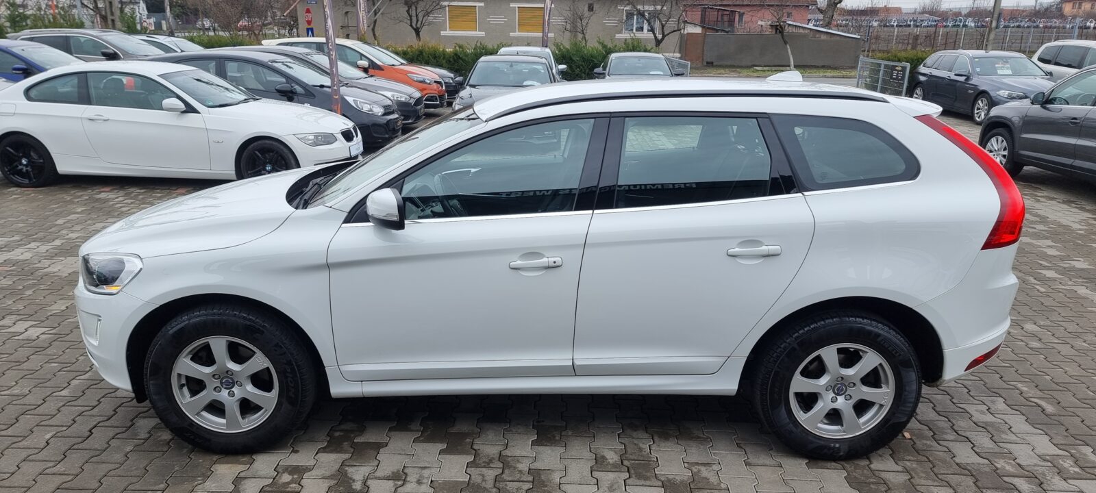 VOLVO XC60 4X4 AWD 2.4 DIESEL, 180 CP, AN 2014, EURO 5 RATE-LIVRARE-GARANTIE