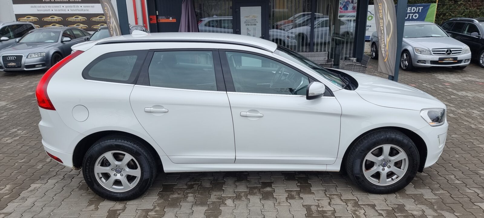 VOLVO XC60 4X4 AWD 2.4 DIESEL, 180 CP, AN 2014, EURO 5 RATE-LIVRARE-GARANTIE