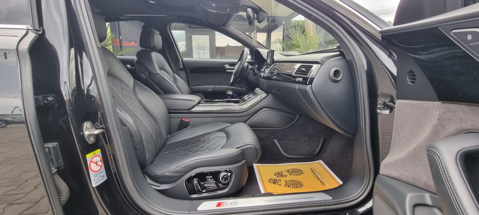 AUDI S8 QUATTRO, 4.0 TFSI,  520 CP, EURO 6, AN 2014          RATE-LIVRARE-GARANTIE