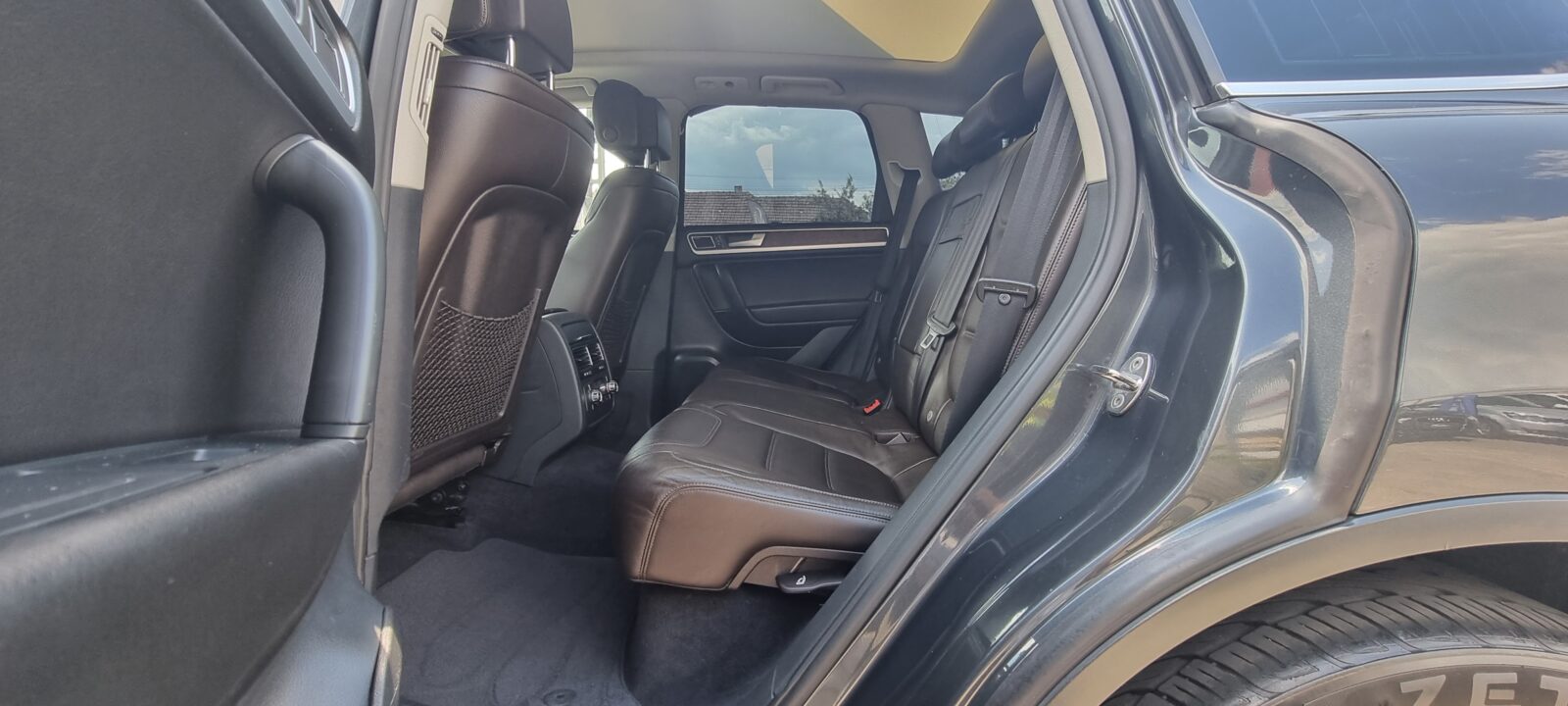 VW TOUAREG 3.0 TDI, 239 CP, AN 2011, EURO 5       RATE-LIVRARE-GARANTIE