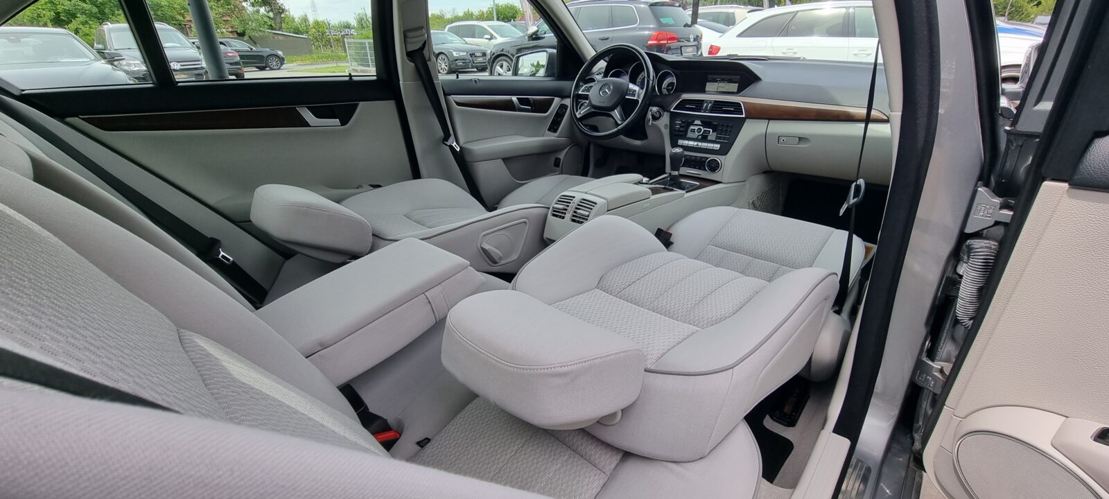 MERCEDES C-KLASSE, 2.2 DIESEL, 136 CP, AN 2012, EURO 5        RATE-LIVRARE-GARANTIE