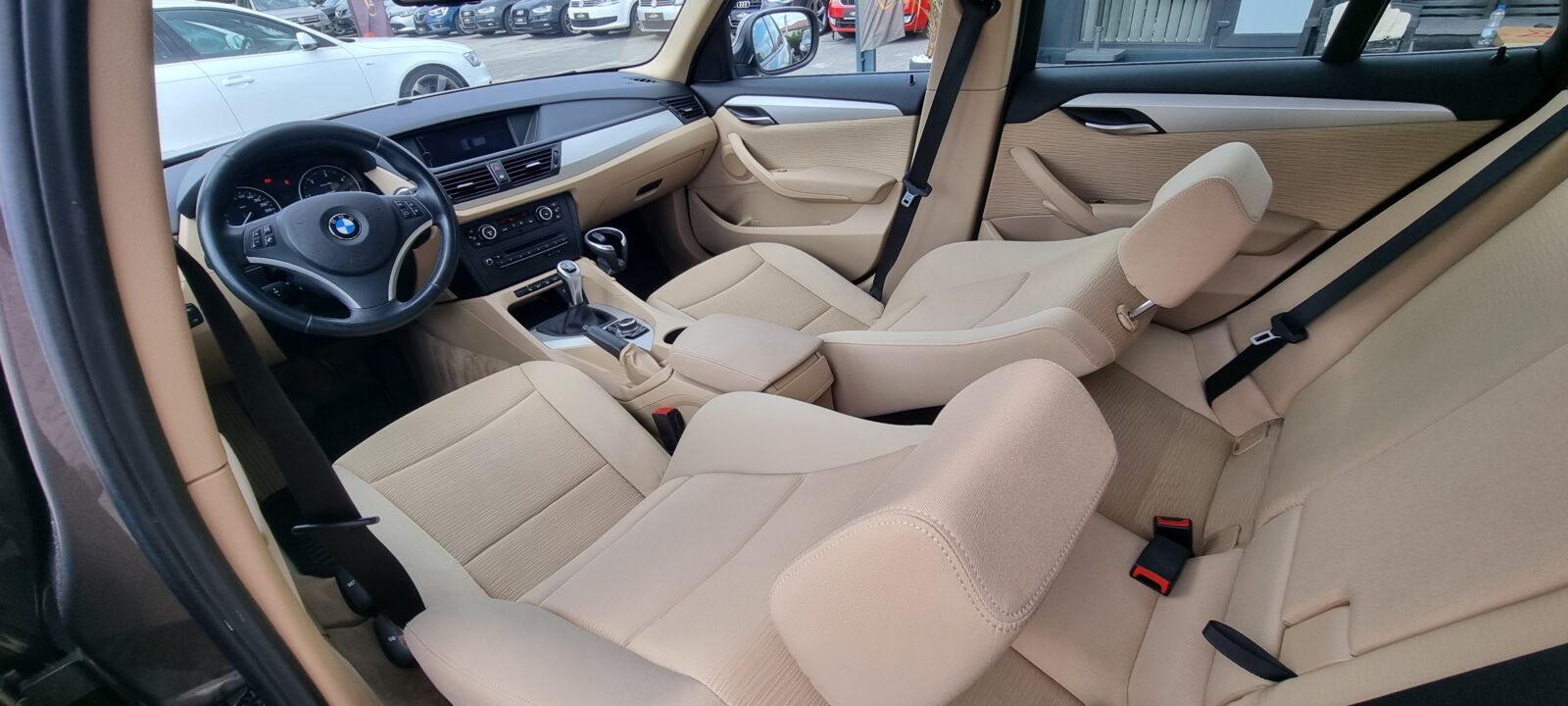 BMW X1 X-DRIVE , 2.0 DIESEL, 143 CP,  EURO 5, AN 2011     RATE-LIVRARE-GARANTIE