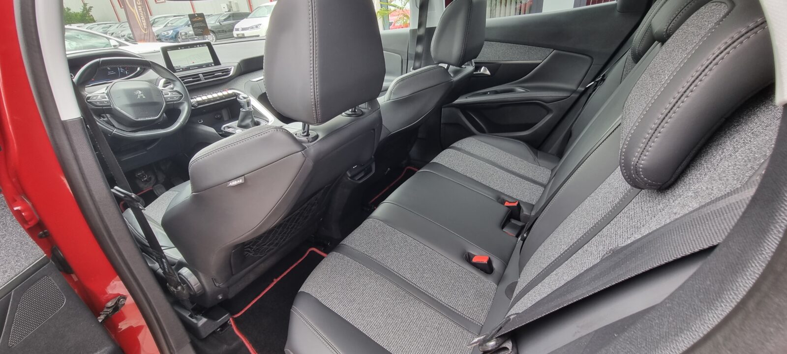 PEUGEOT 3008, 1.5 HDI, 130 CP, AN 2017, EURO 6         RATE-LIVRARE-GARANTIE